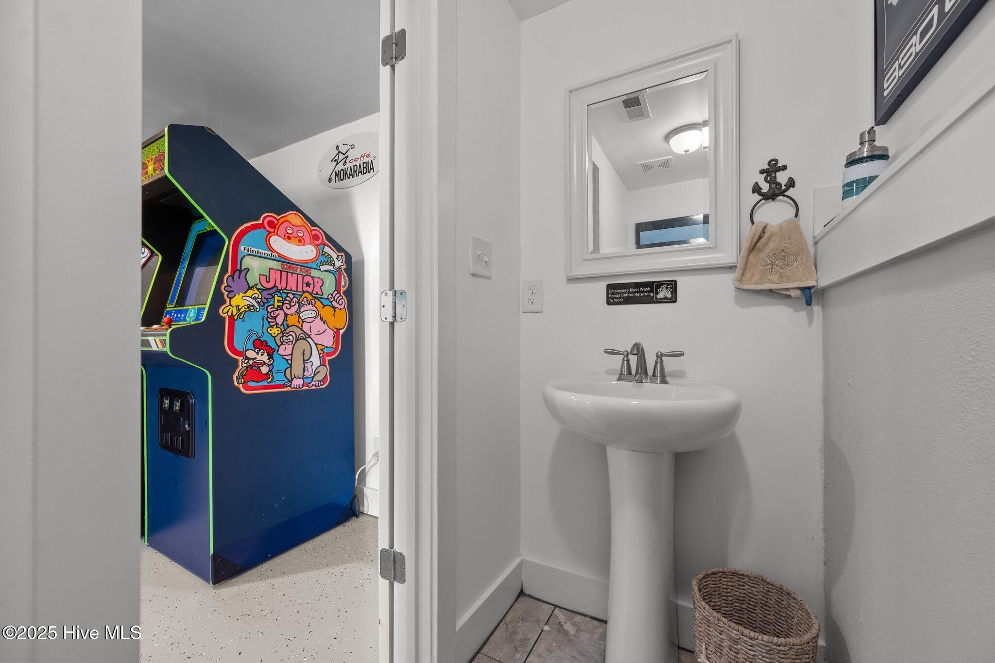 100517734 | Photo 64