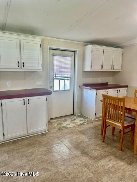 100549281 | Photo 16