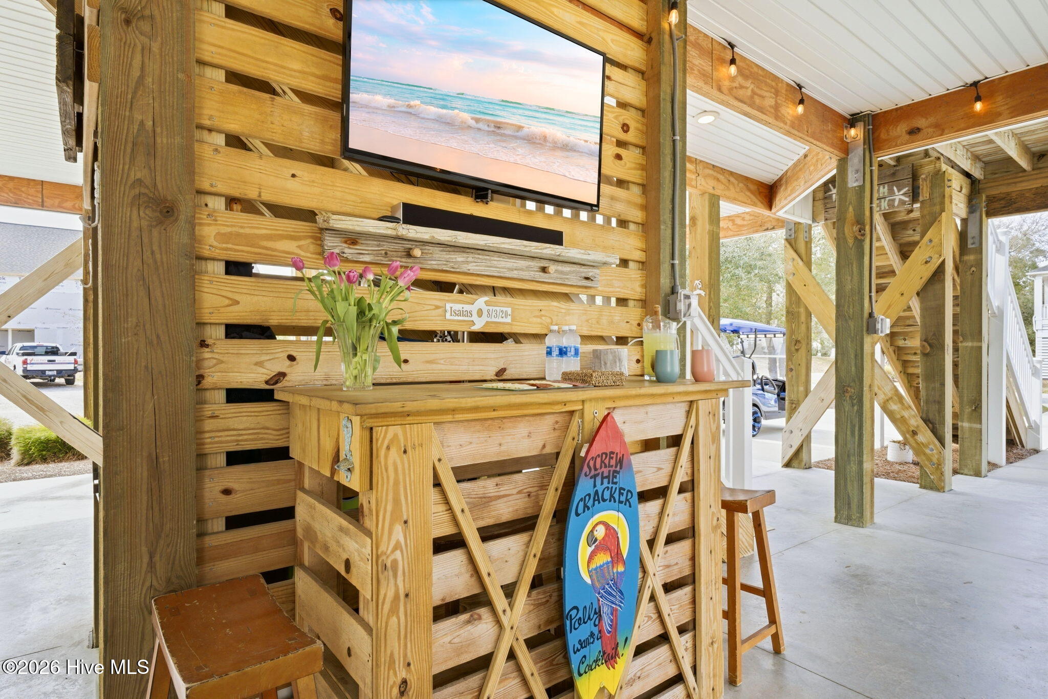 100562924 | Photo 33