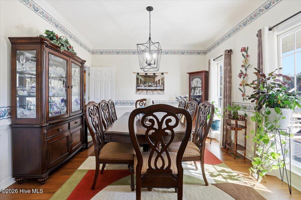 100550668 | Photo 14