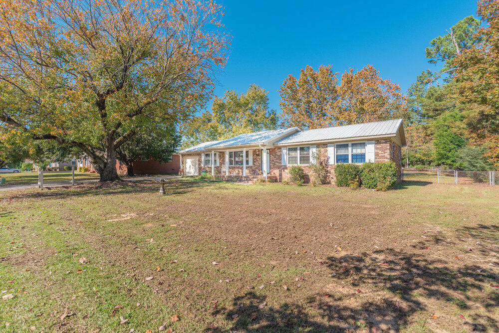 Homes for sale in Aiken, SC | 410 Heathwood Dr, Aiken, SC 29803 | MLS# 549099