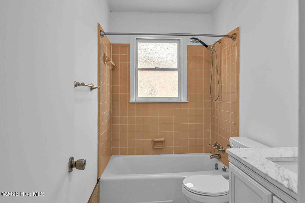 1380 Lake Cole Road,Midway Park