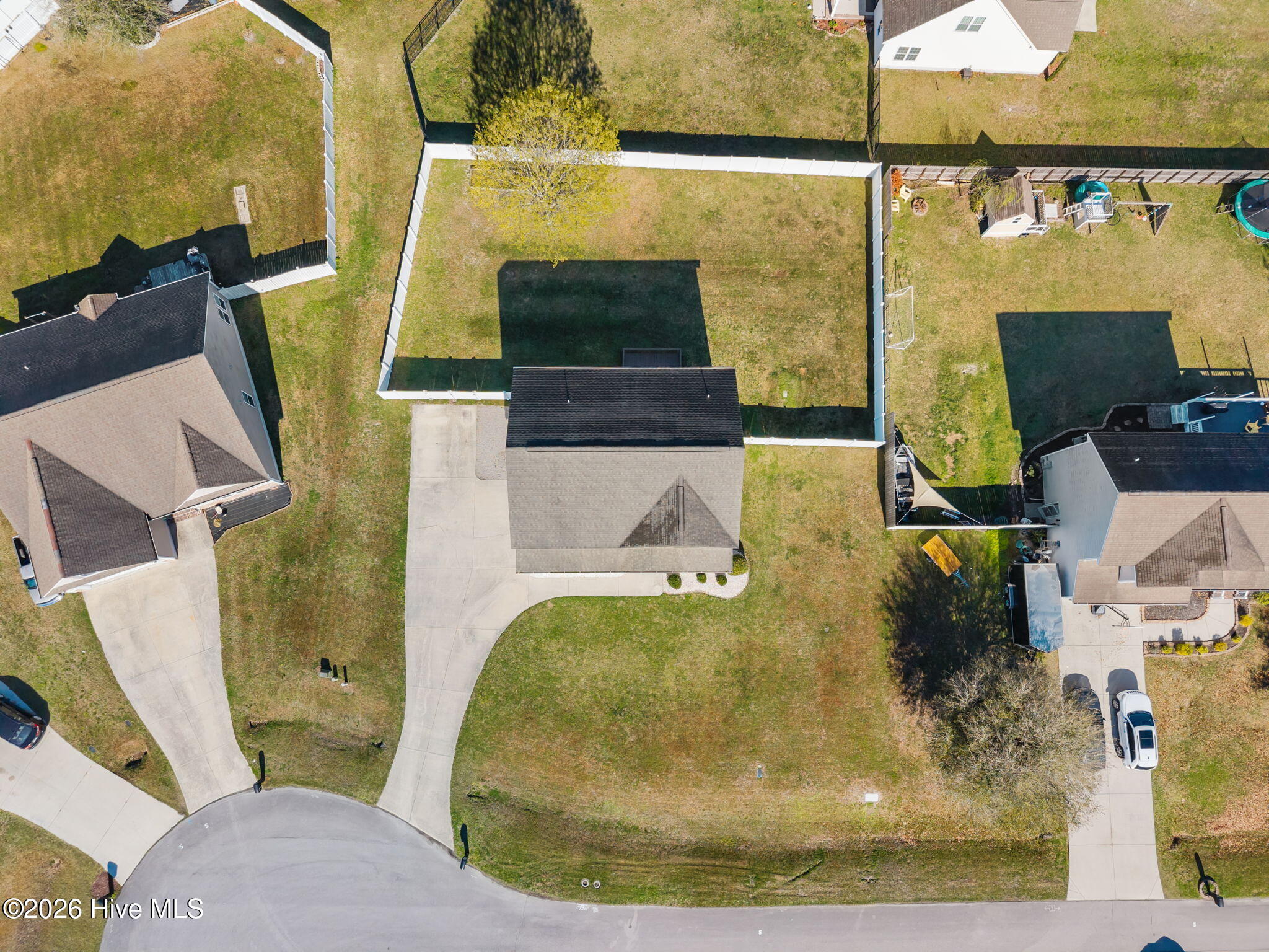 100560310 | Photo 51