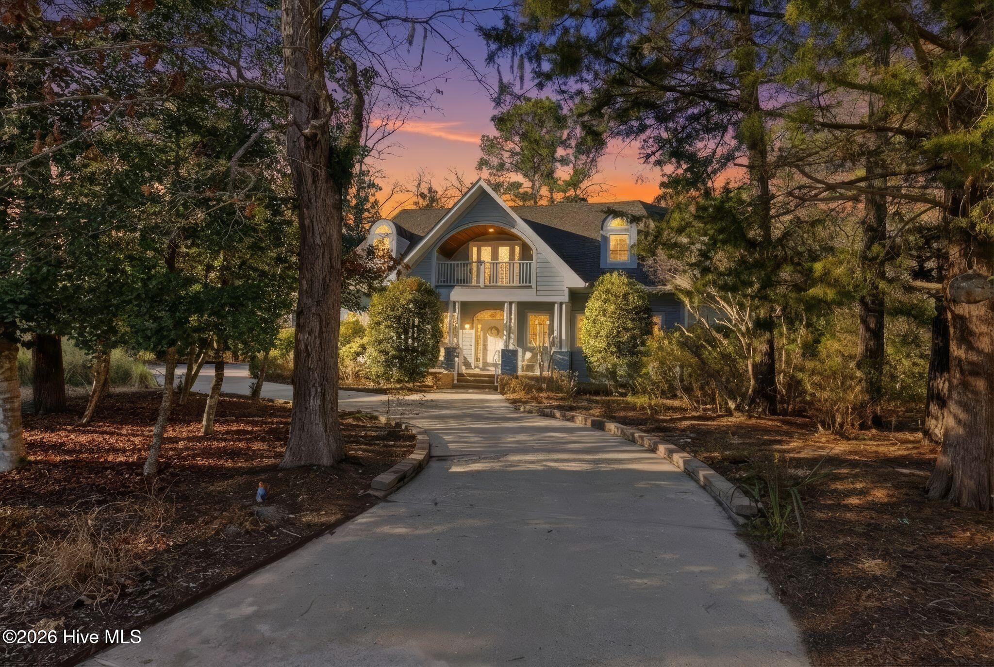 100555834 | Photo 116