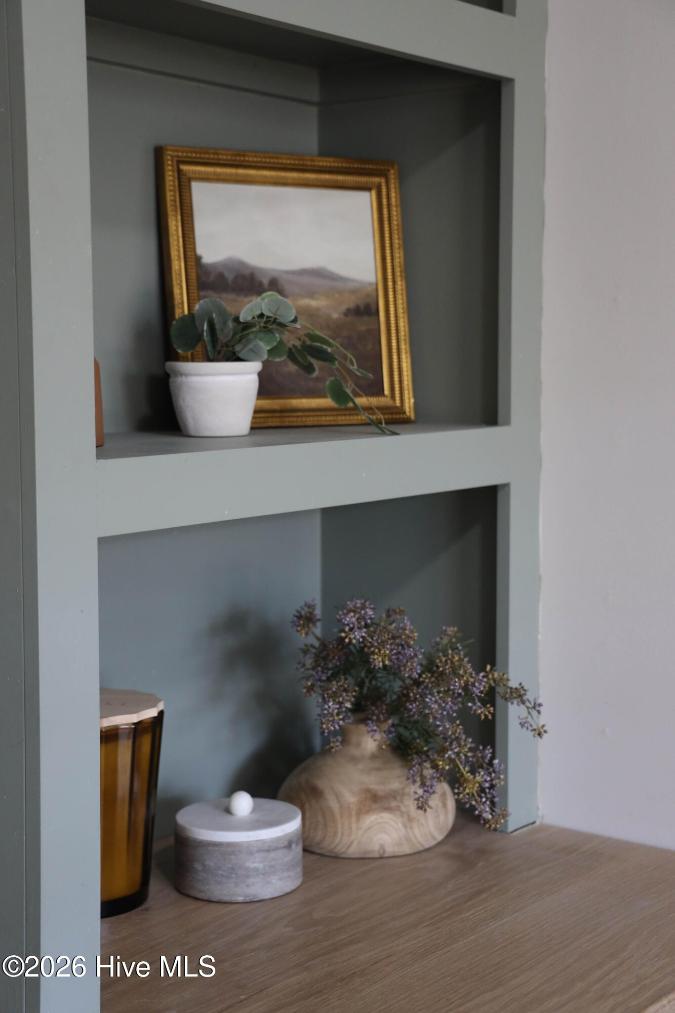 100551828 | Photo 11