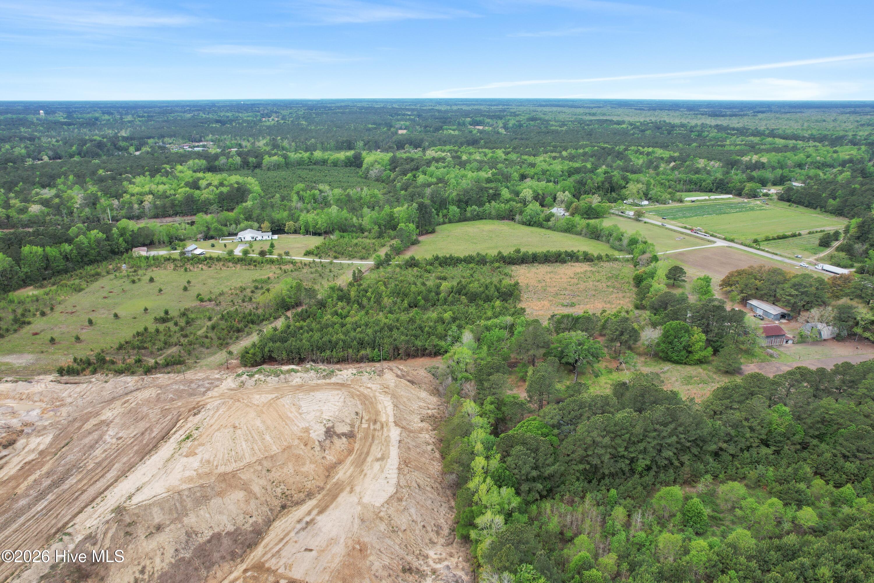 100567923 | Photo 17