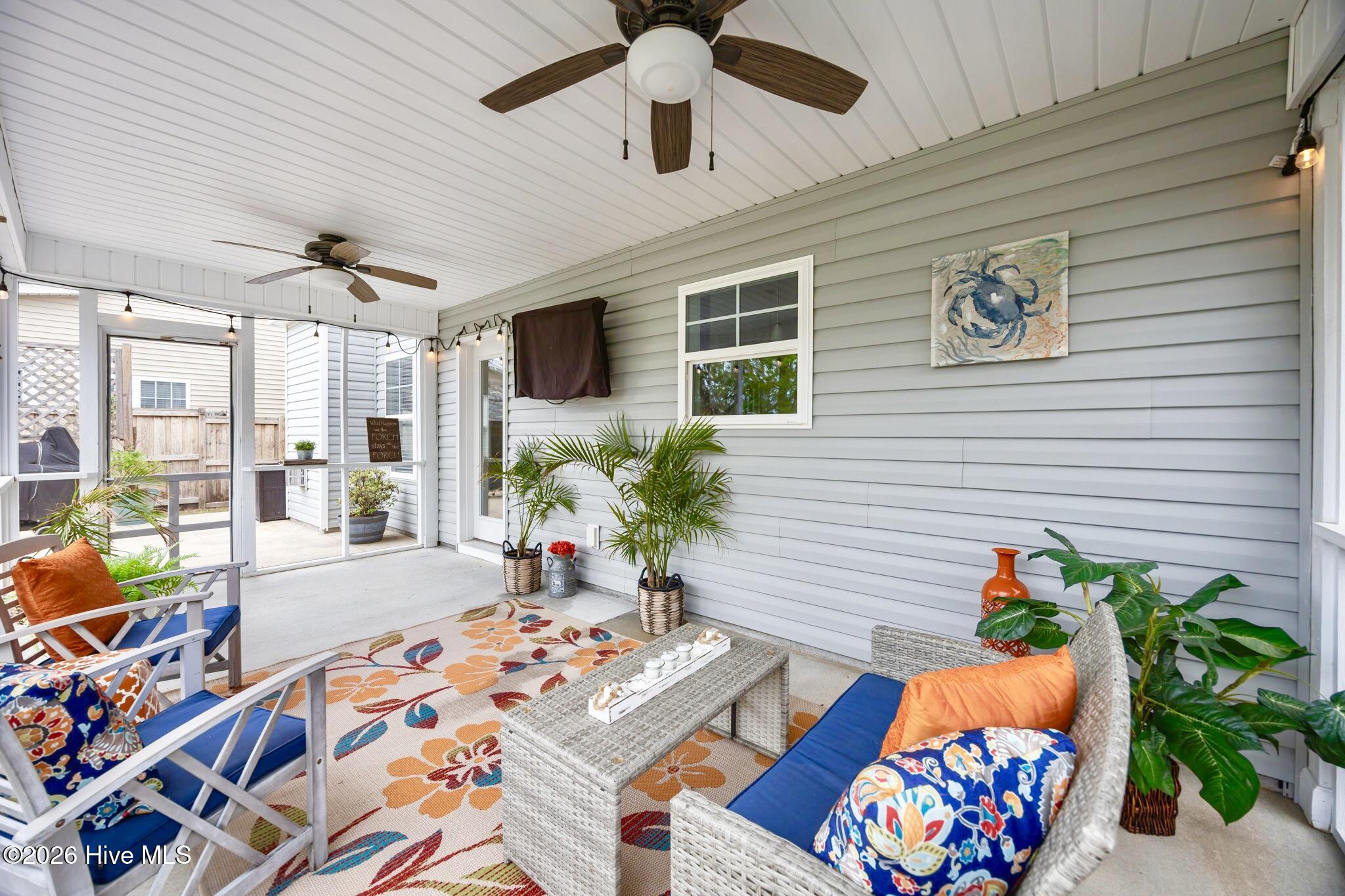 100565908 | Photo 29