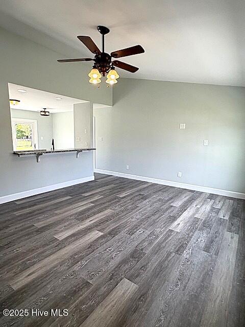 100530807 | Photo 45