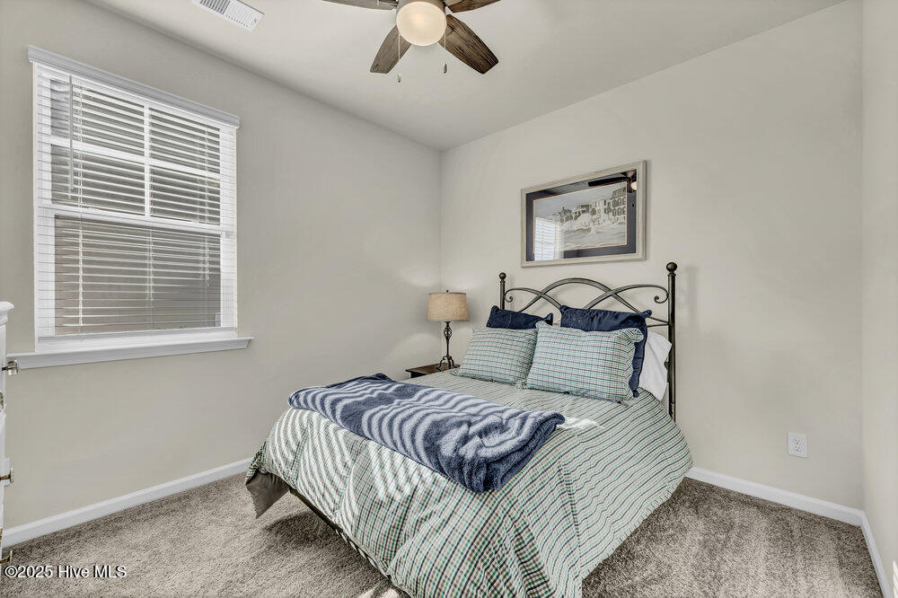 100541621 | Photo 22