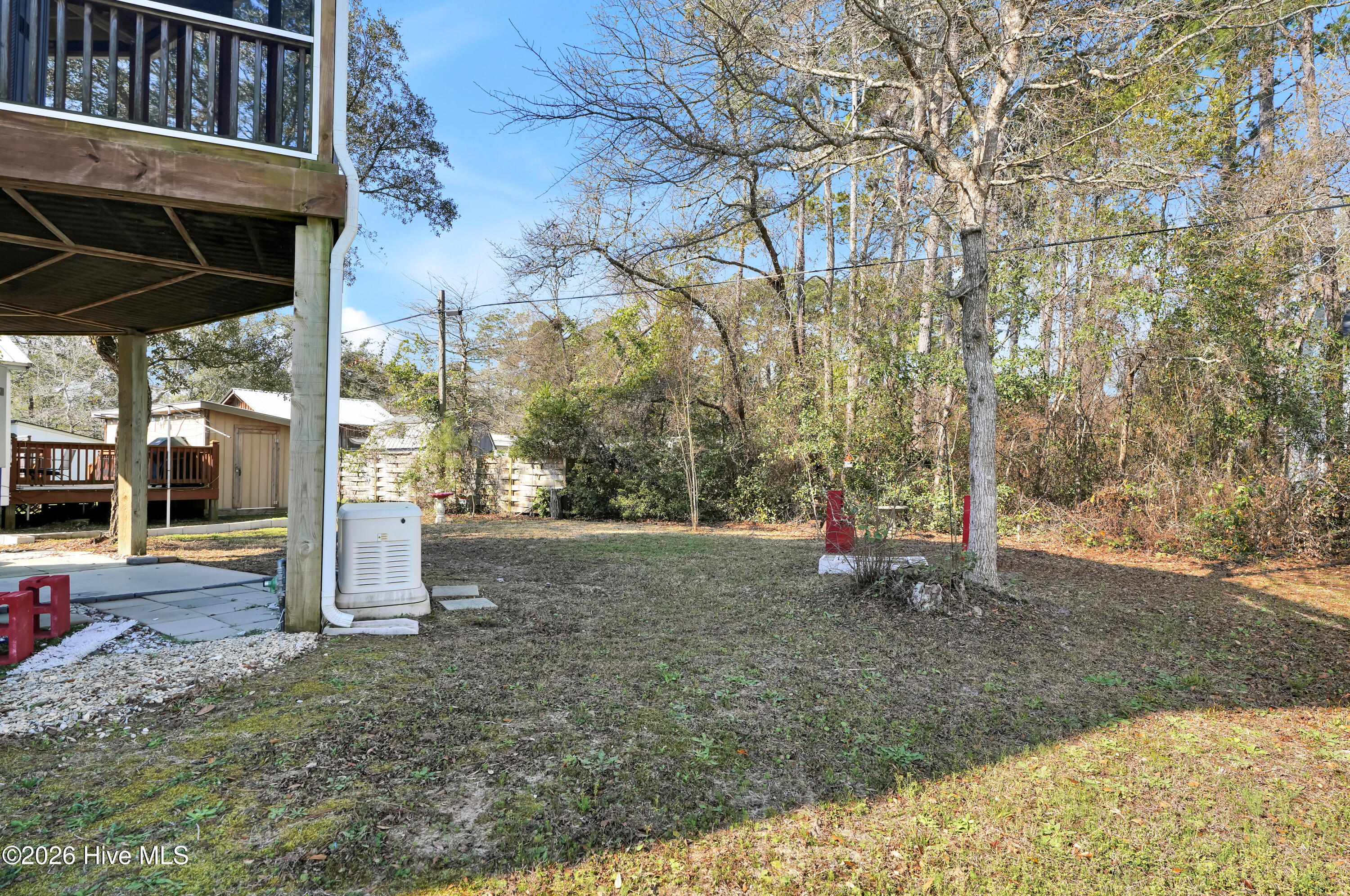 100562809 | Photo 30