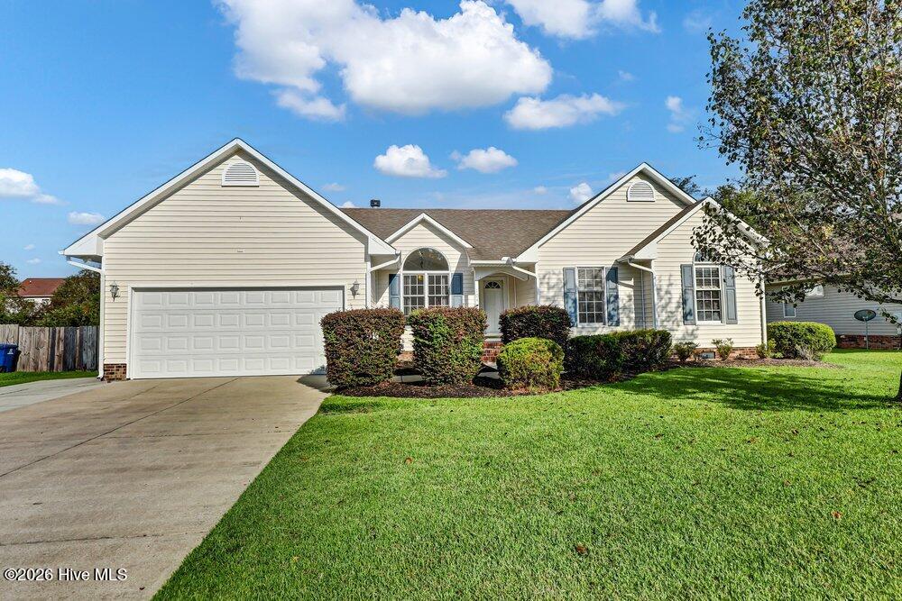 104 Sidney Lane, Jacksonville, NC 28540 – photo 1 of 40: 001_6g8a7968_781