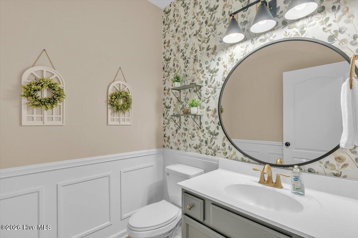 100558956 | Photo 34