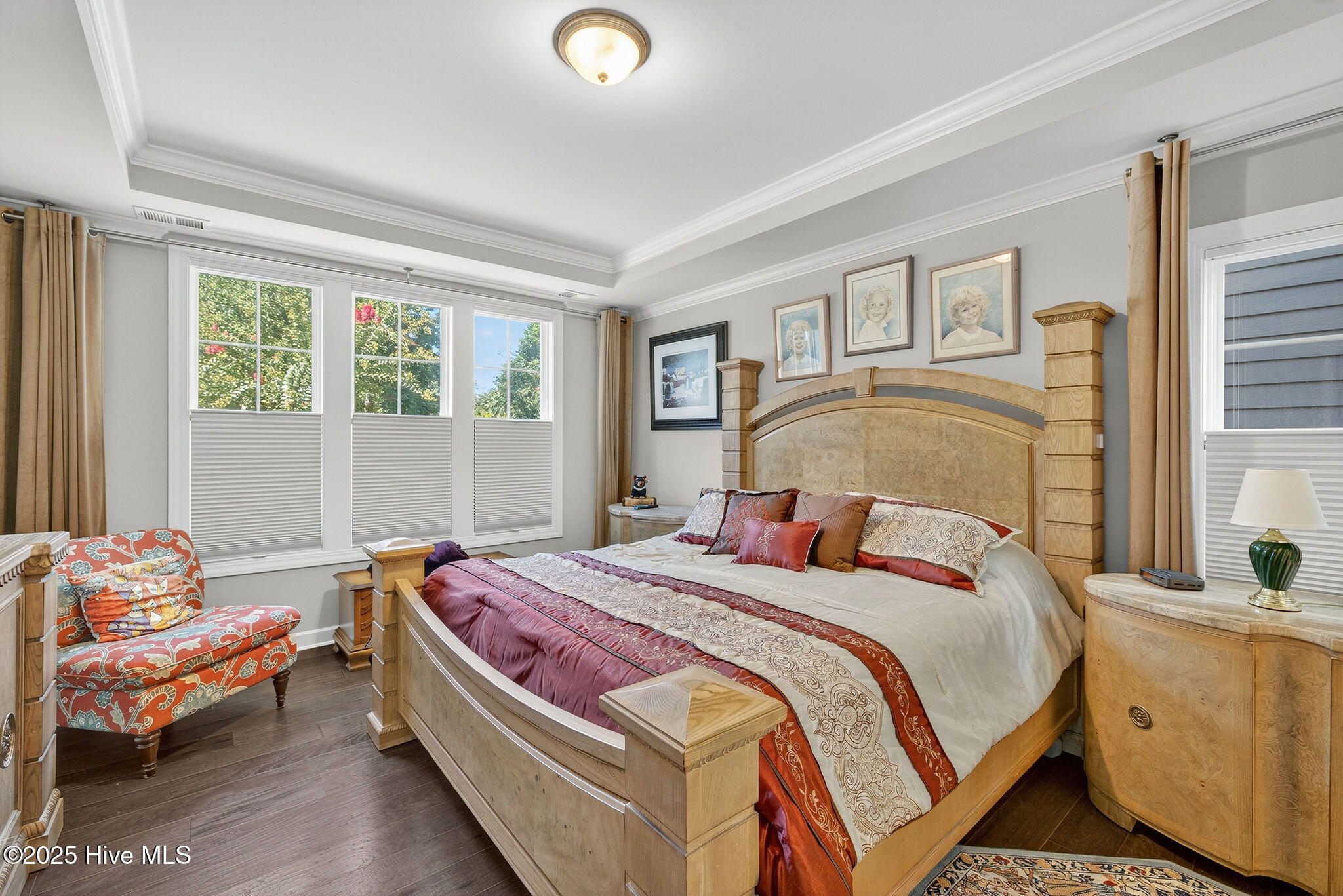 100529833 | Photo 24