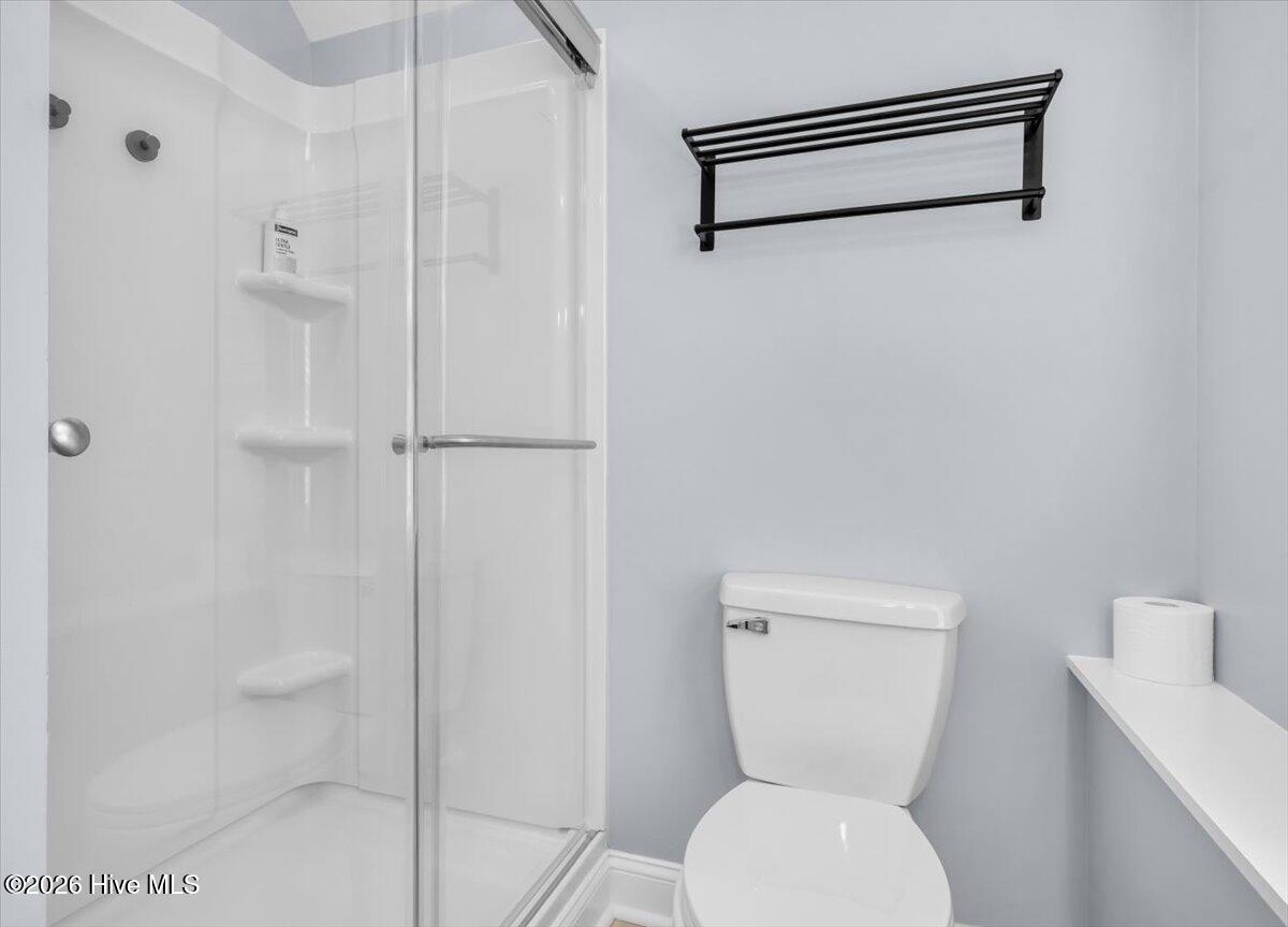 100567099 | Photo 51