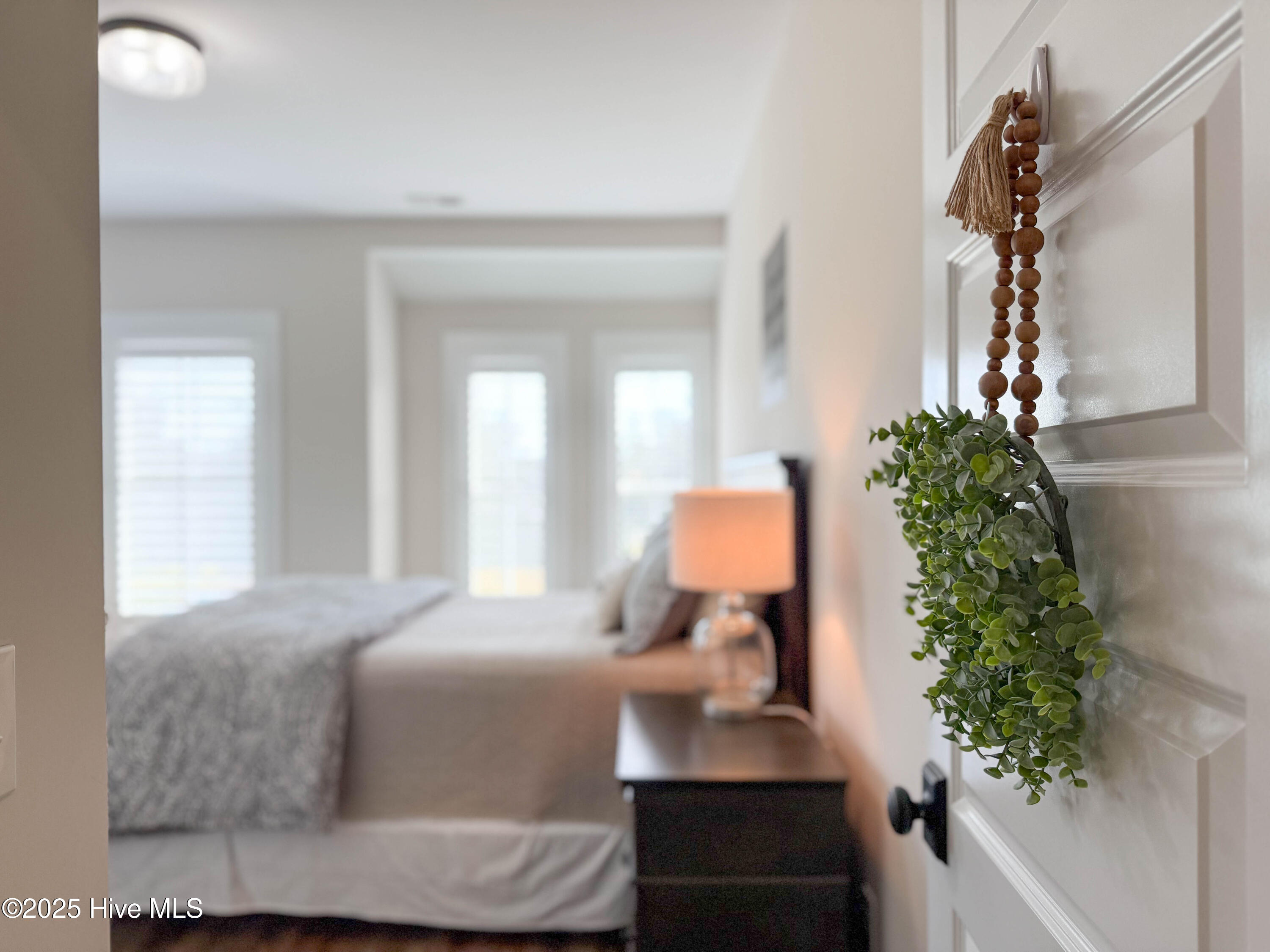 100556308 | Photo 78