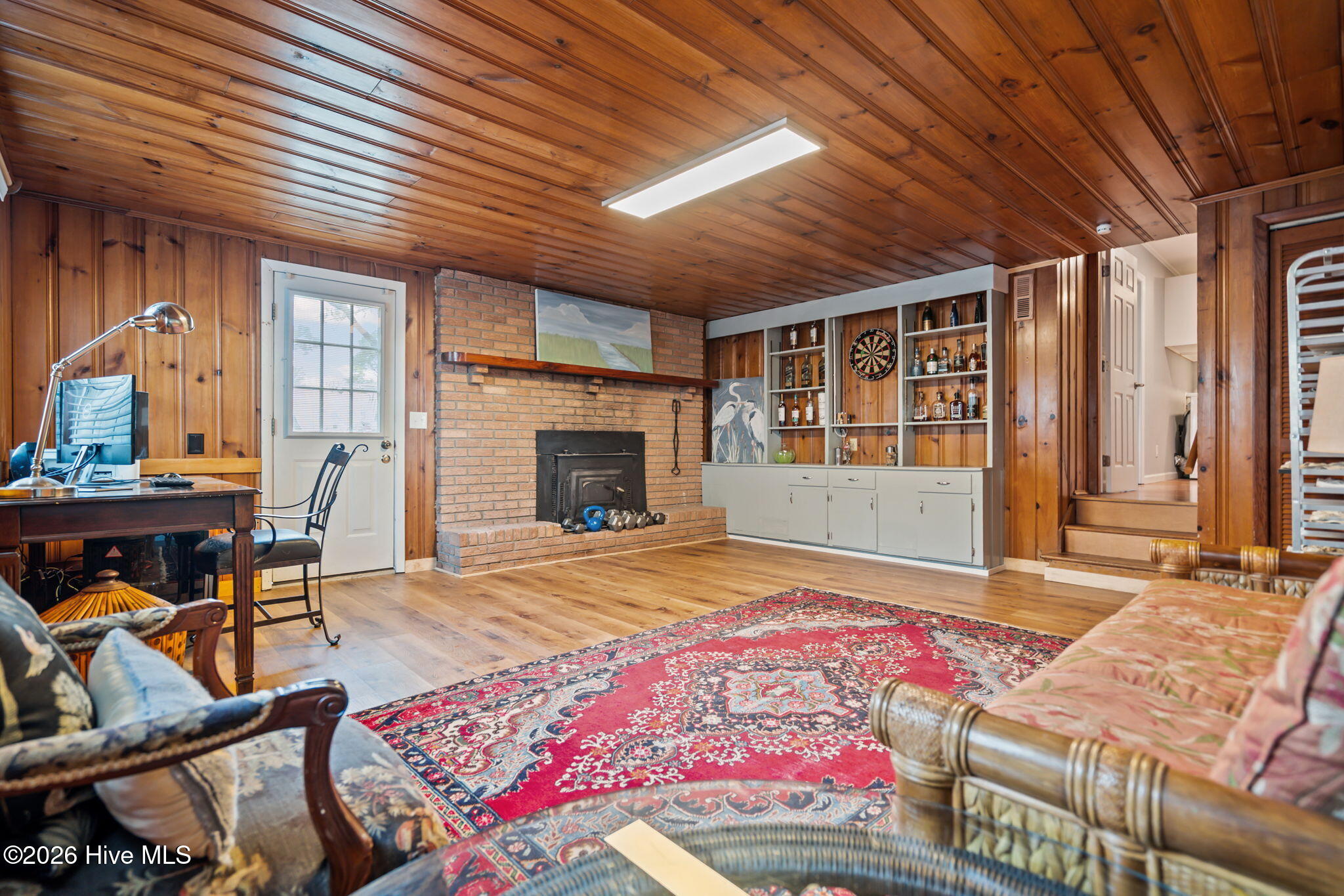 100564624 | Photo 35