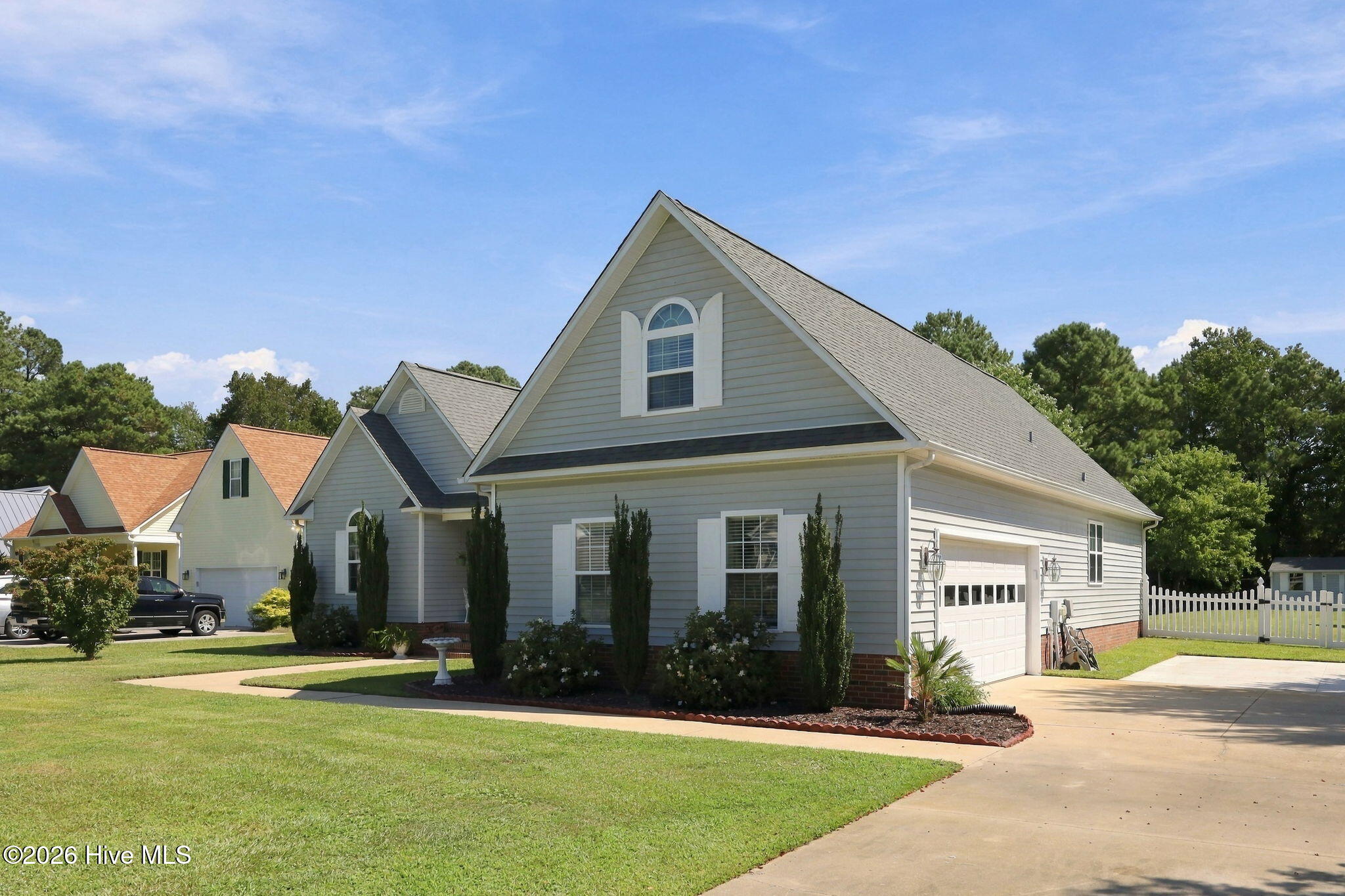 310 Bobbys Drive,Newport