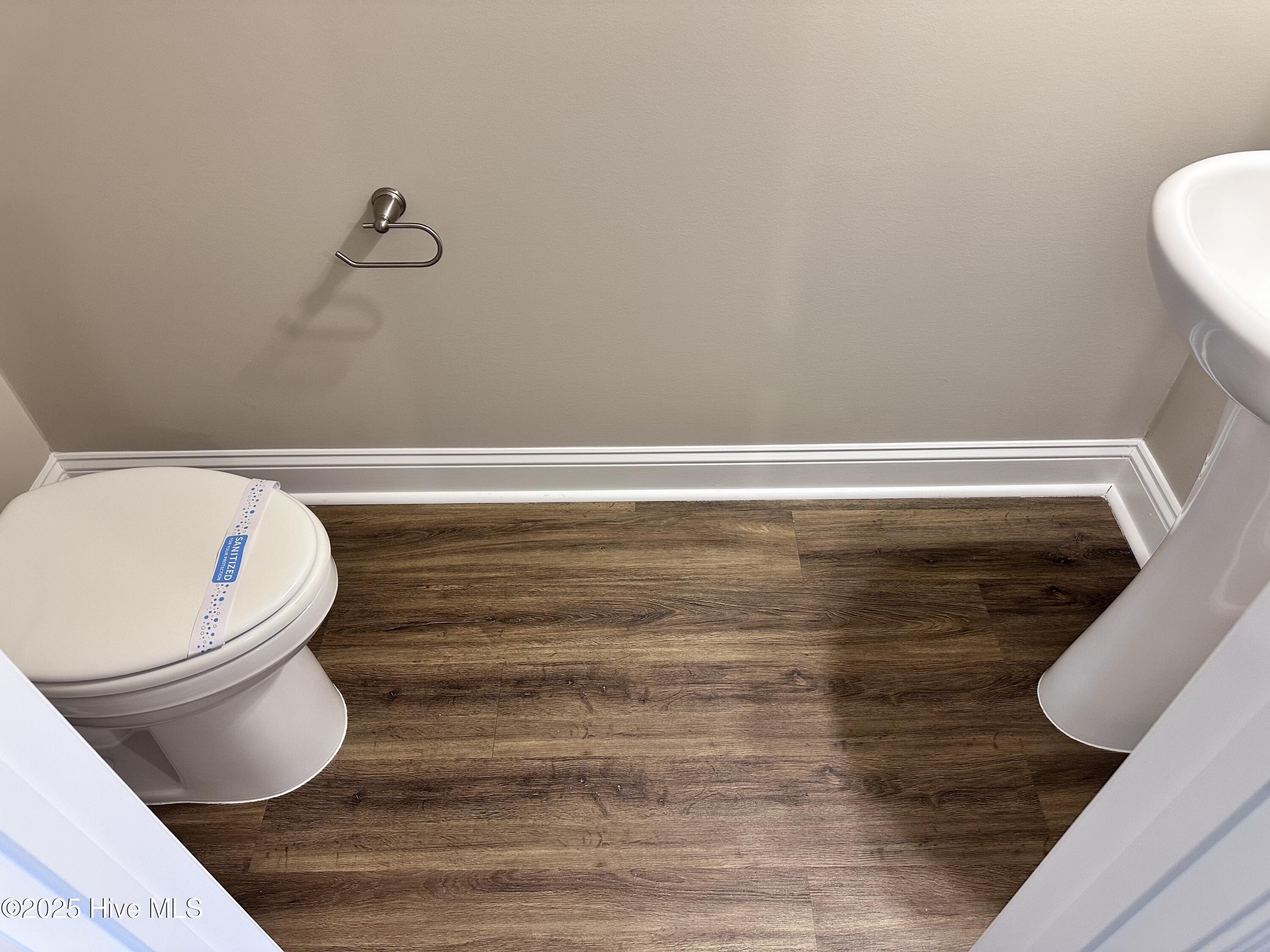 100546170 | Photo 16