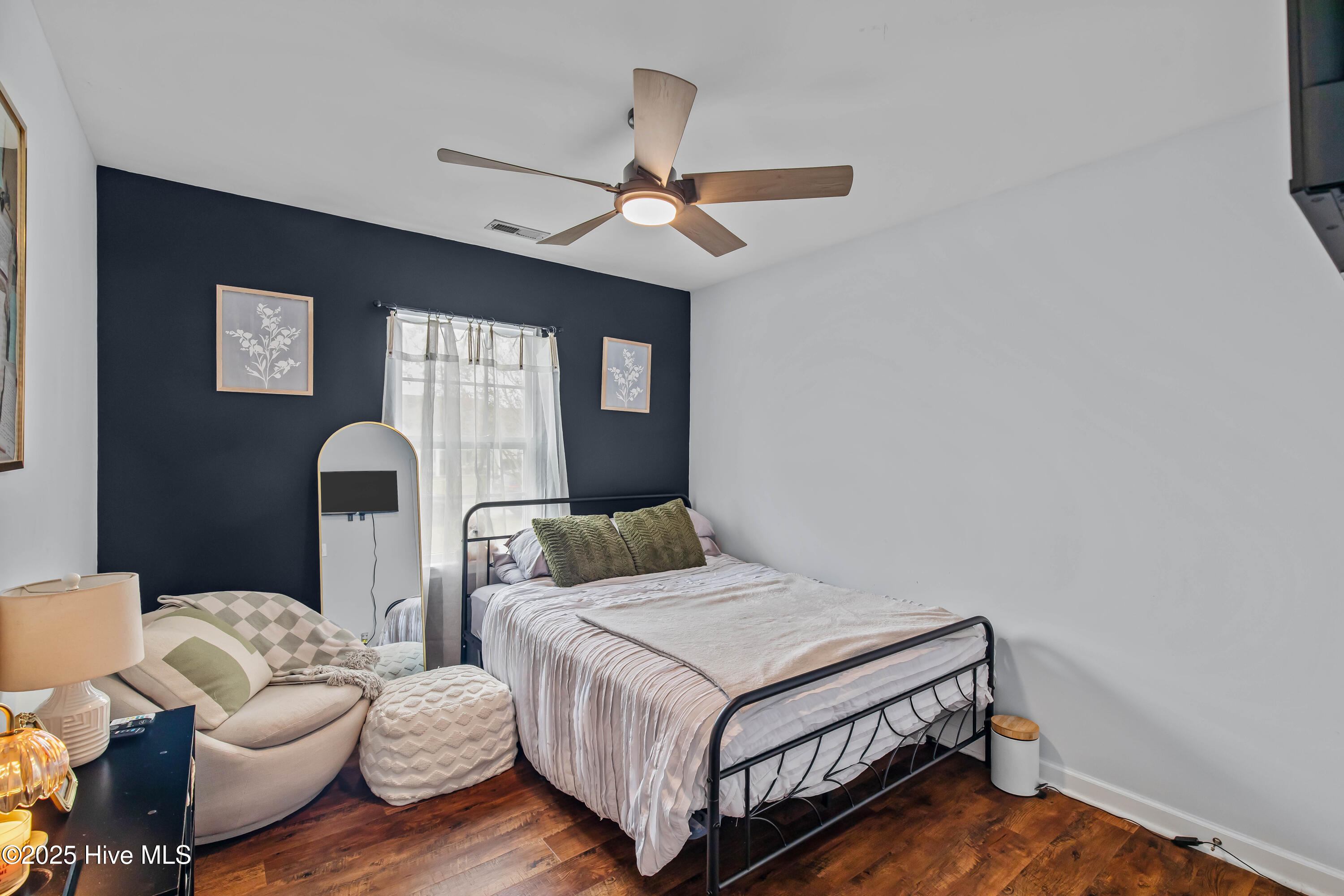 100534497 | Photo 27