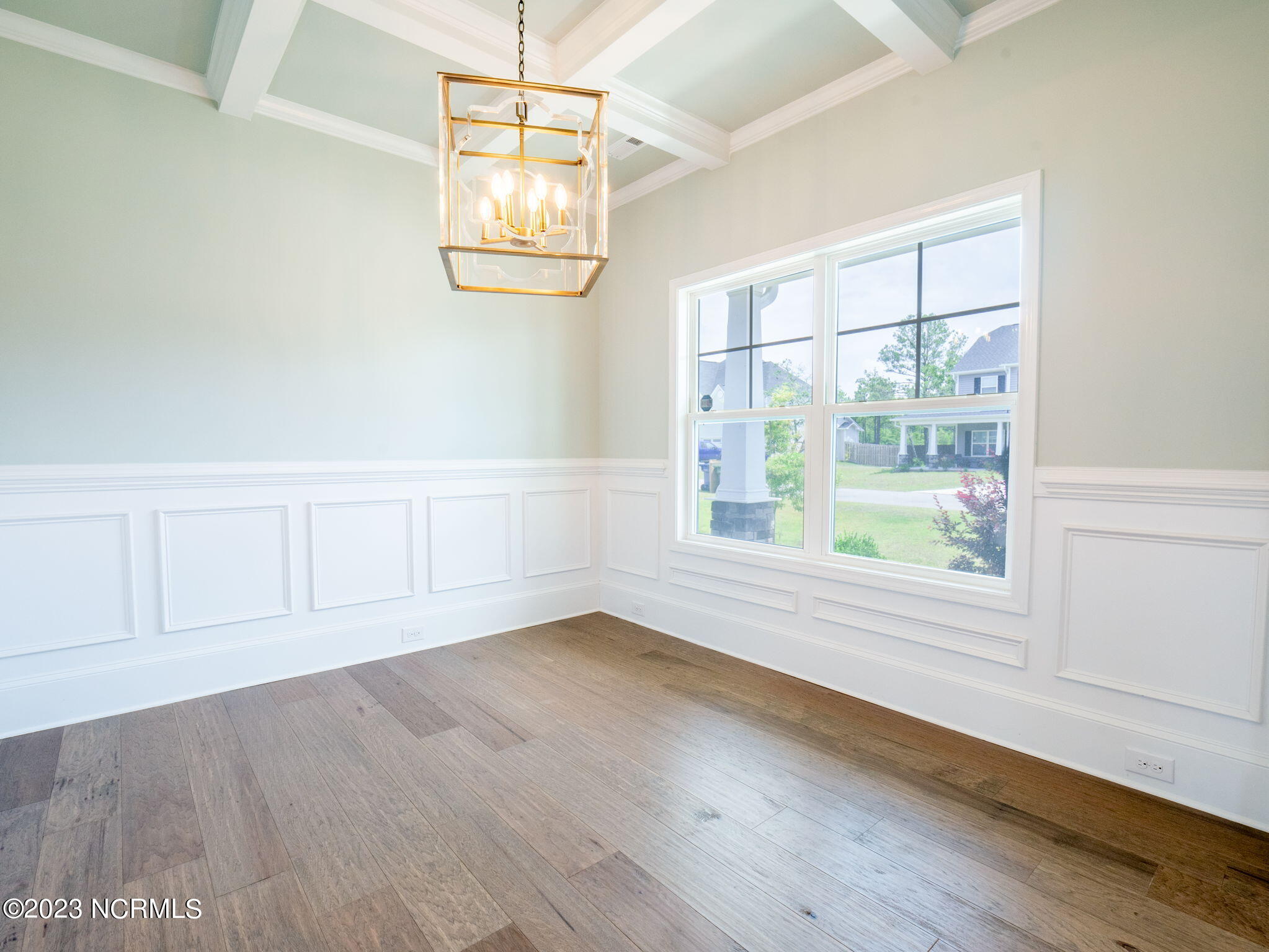 100550664 | Photo 10