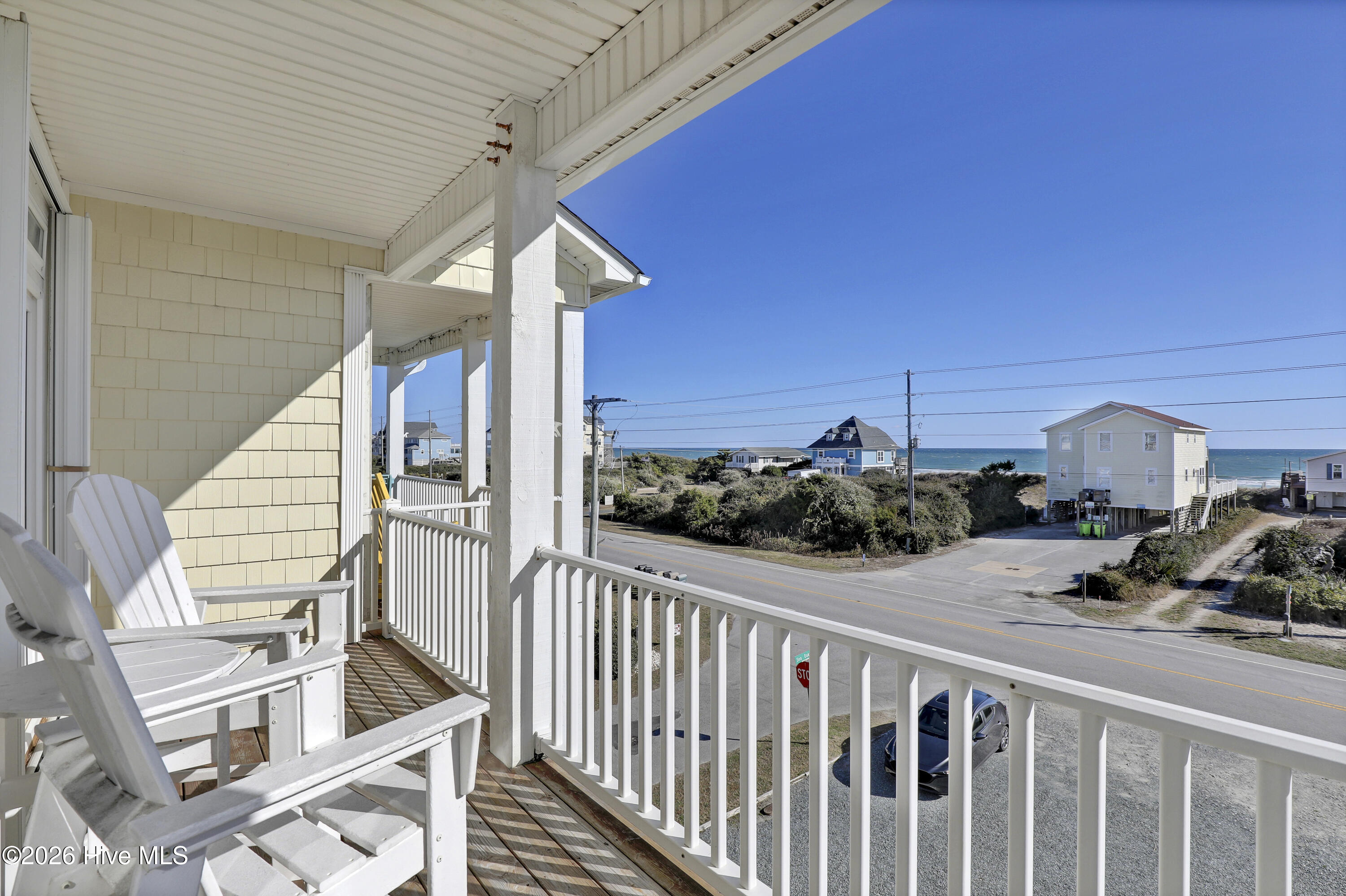 100550278 | Photo 19