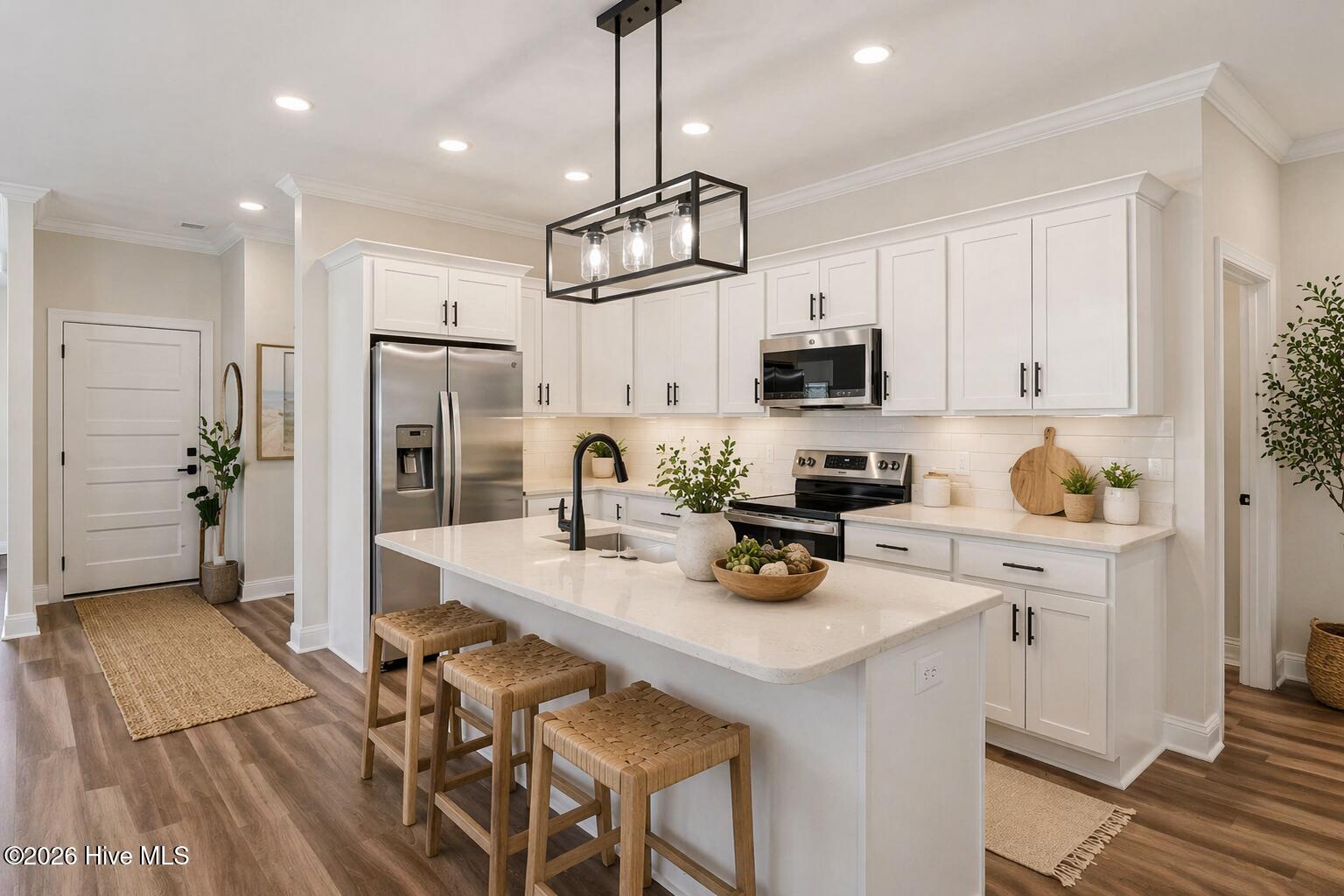 100530218 | Photo 12