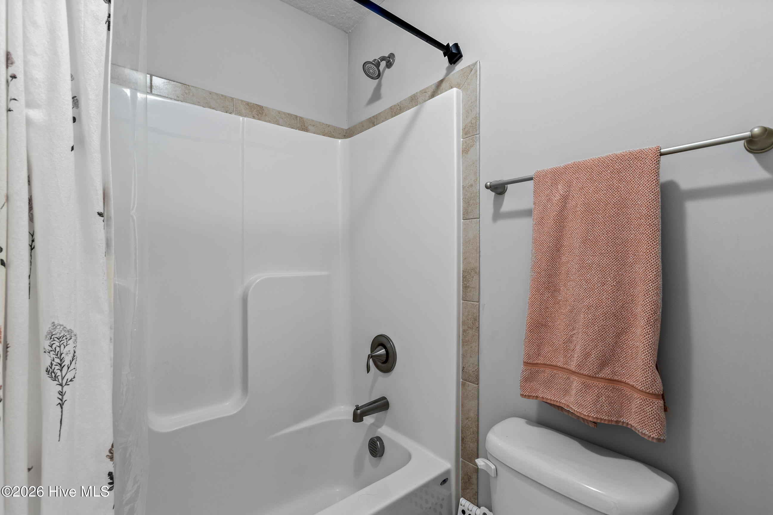 100561419 | Photo 36