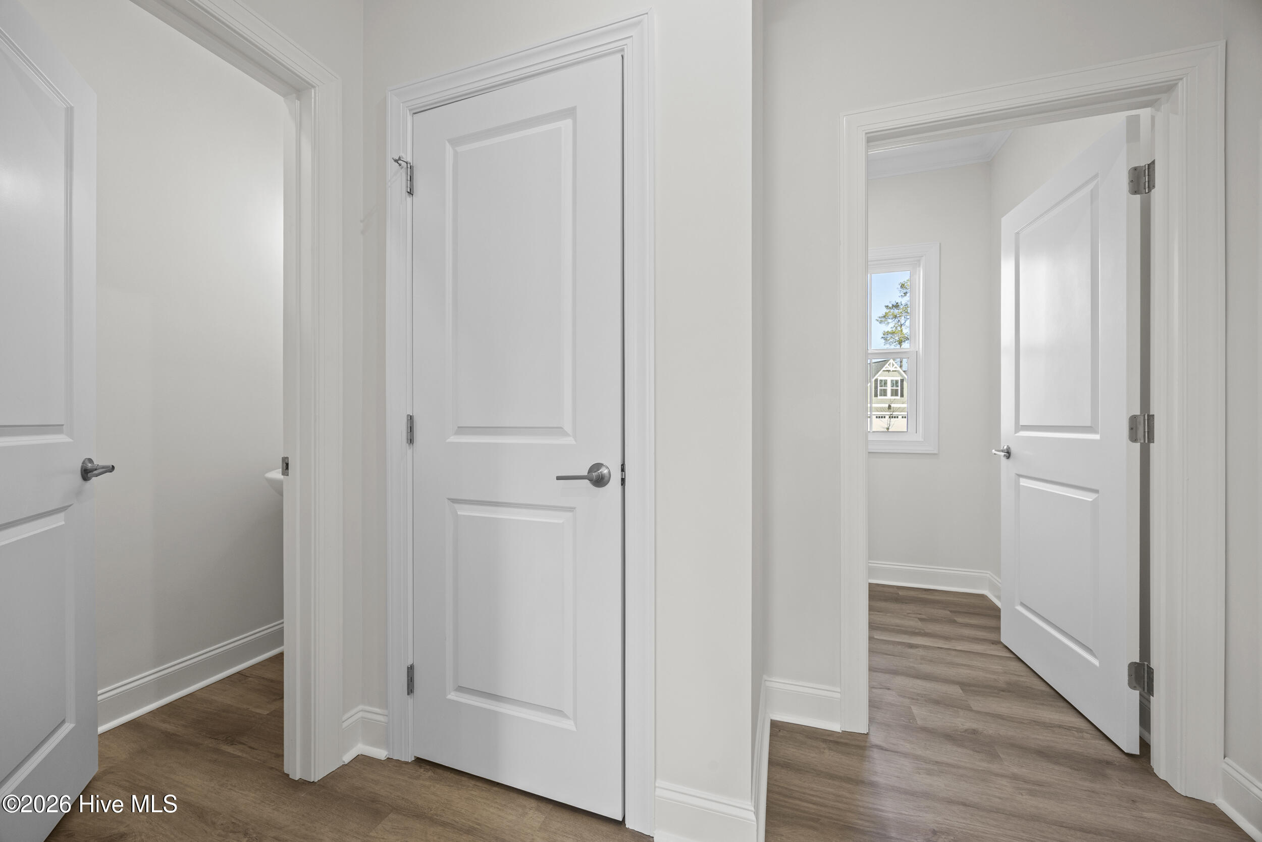 100556976 | Photo 26