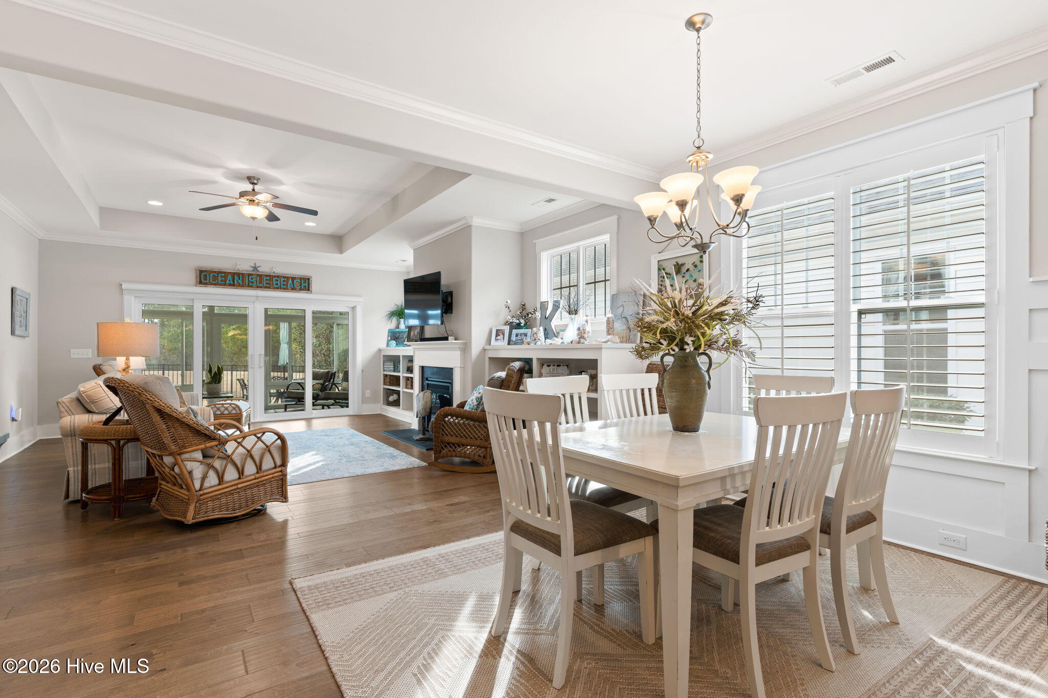 100555251 | Photo 16