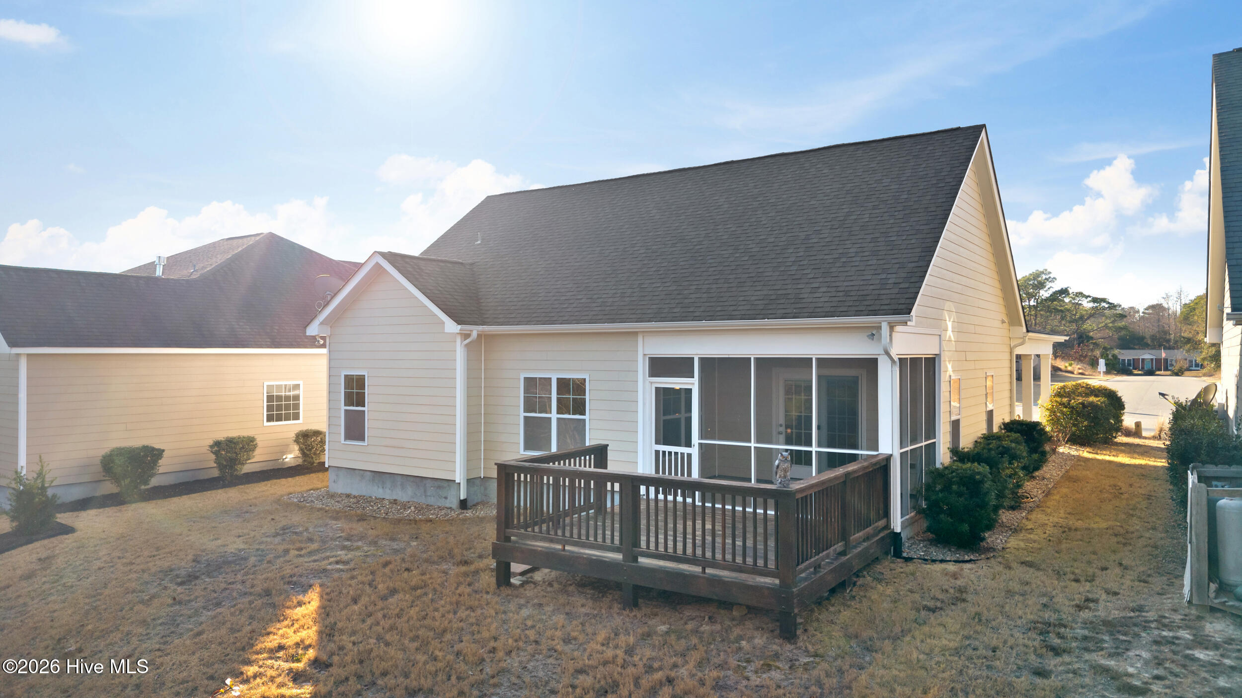 100547998 | Photo 31