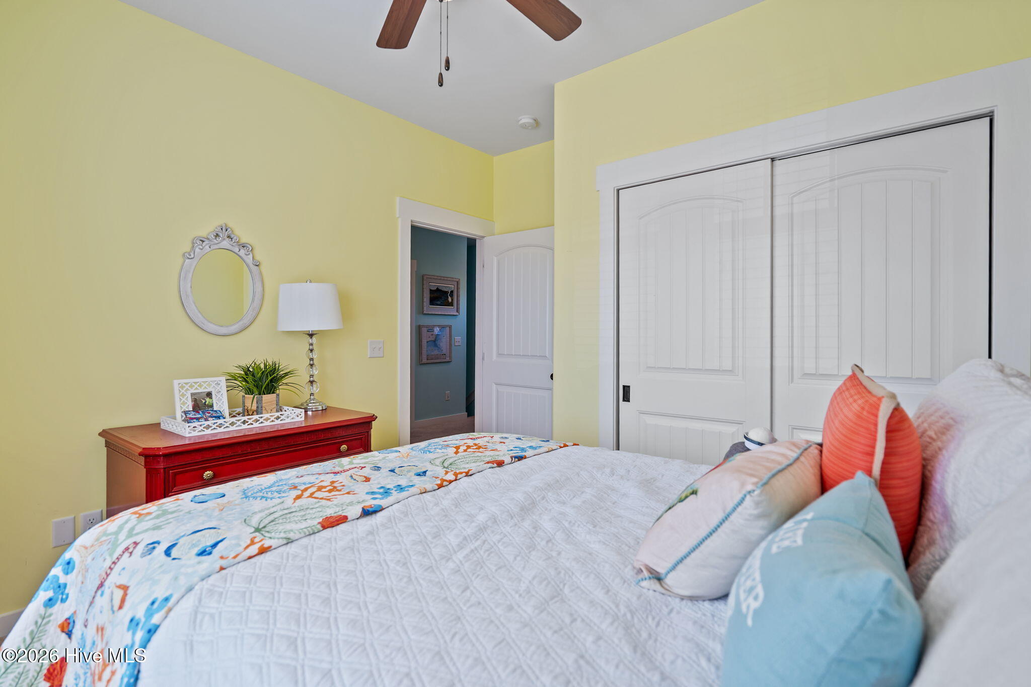 100562552 | Photo 33