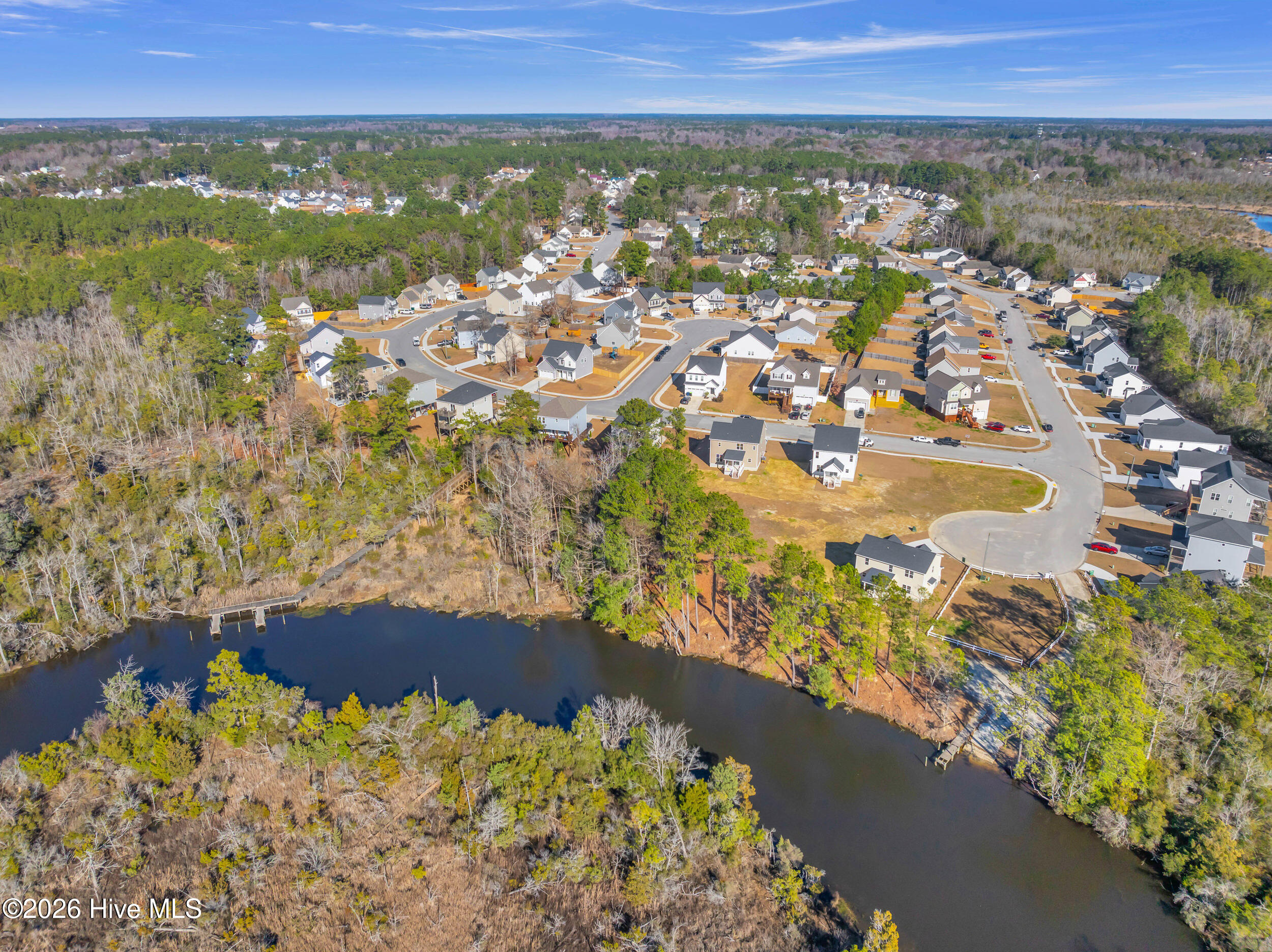 100542089 | Photo 46