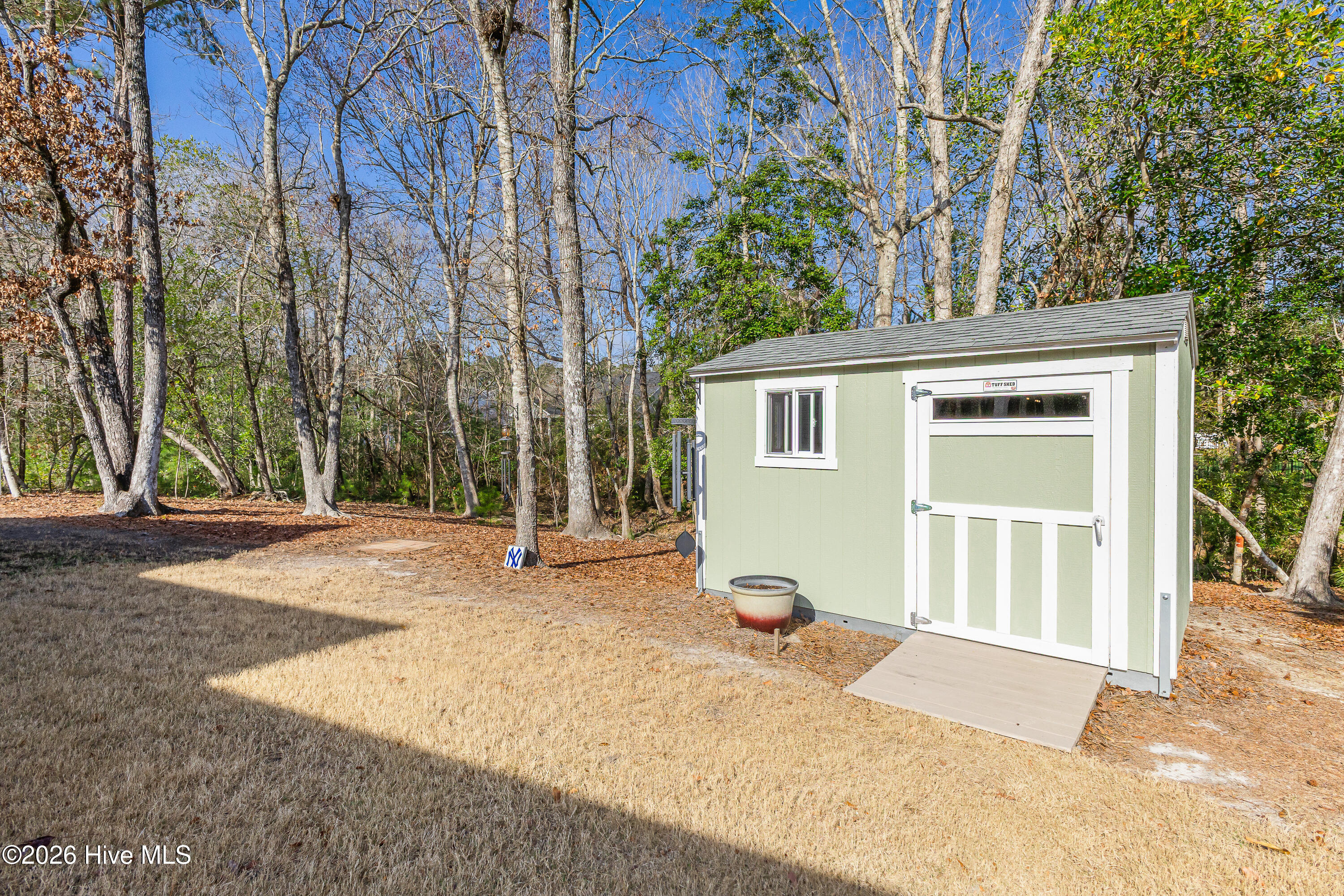 100561290 | Photo 42