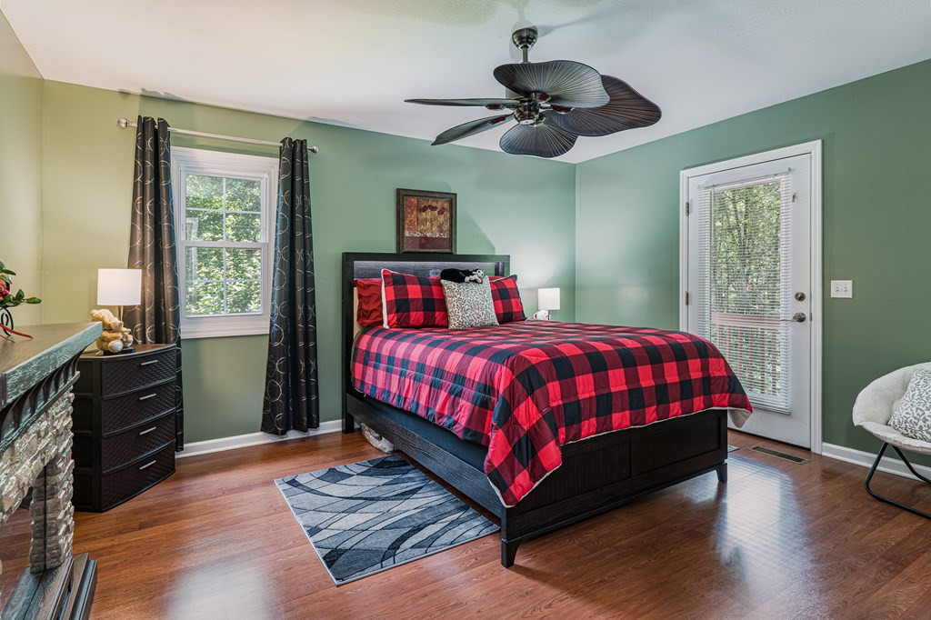 140 Kathryn Circle, Murphy, NC 28906 Listing Photo  38