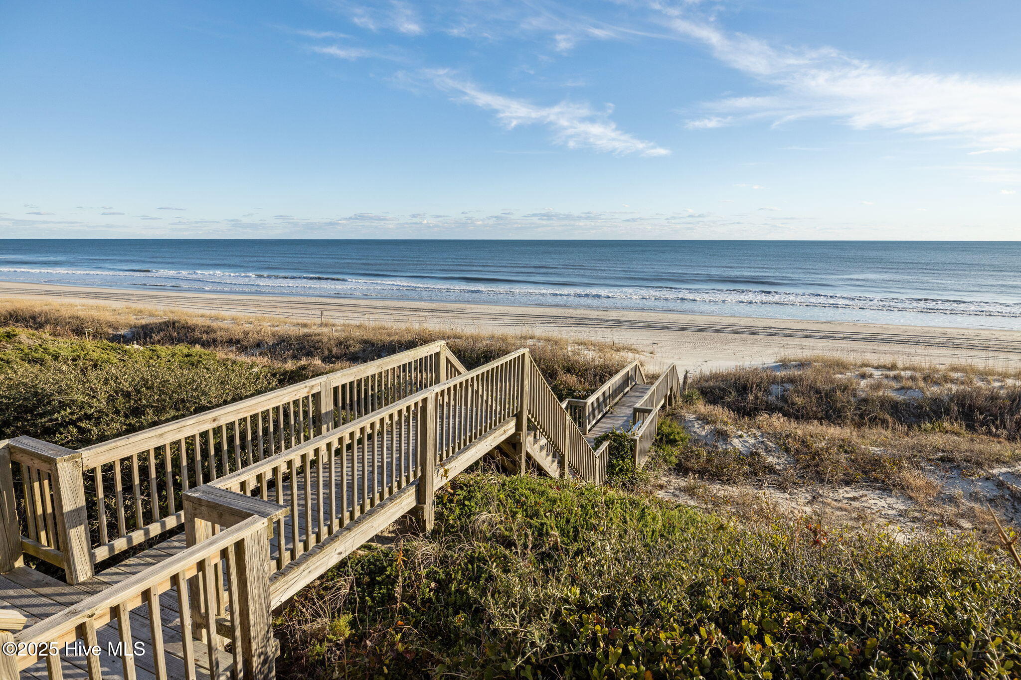 100545212 | Photo 34