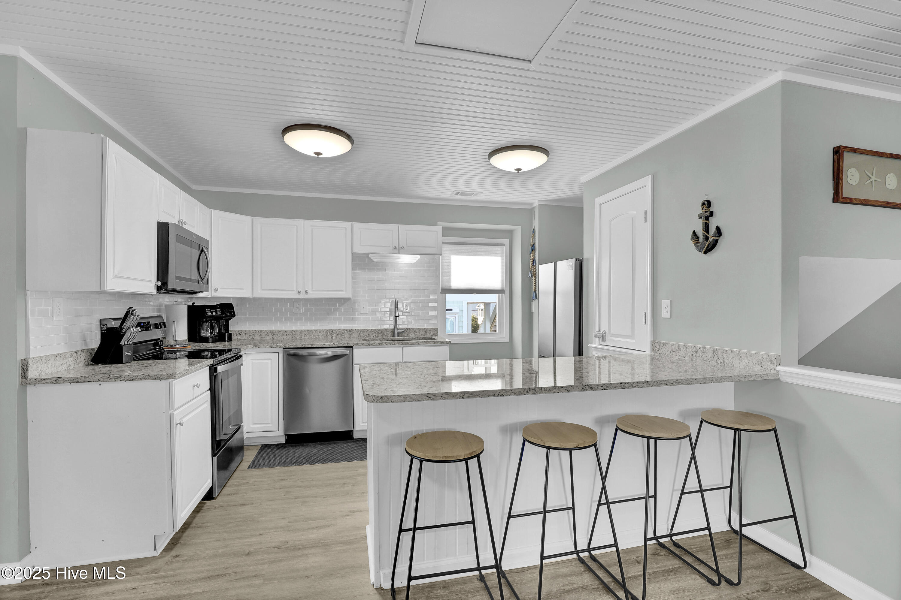 100543531 | Photo 24