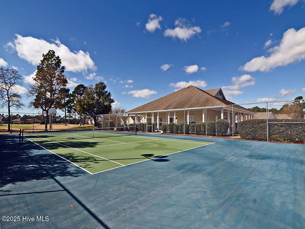 100521644 | Photo 28