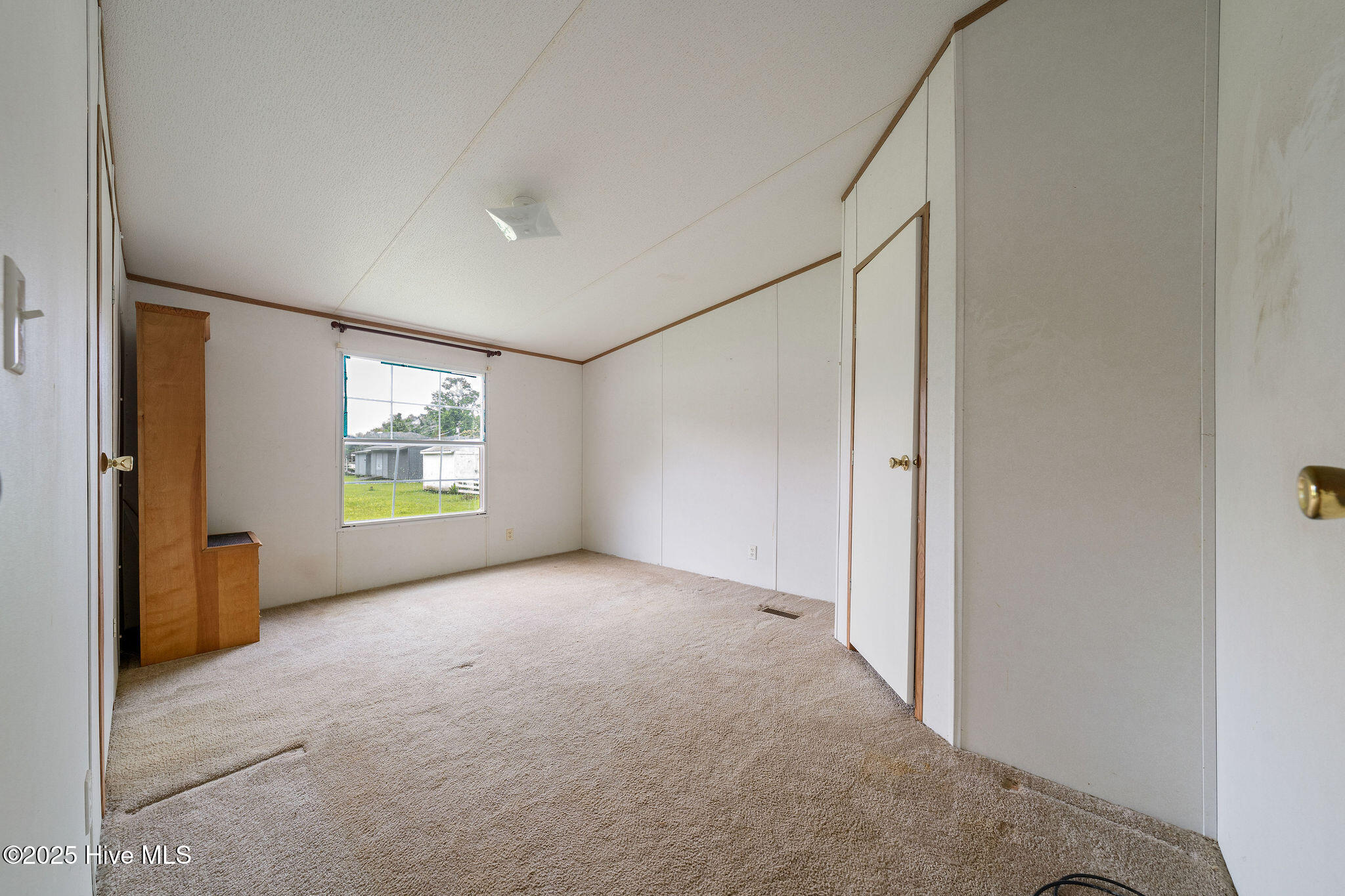 100513663 | Photo 29