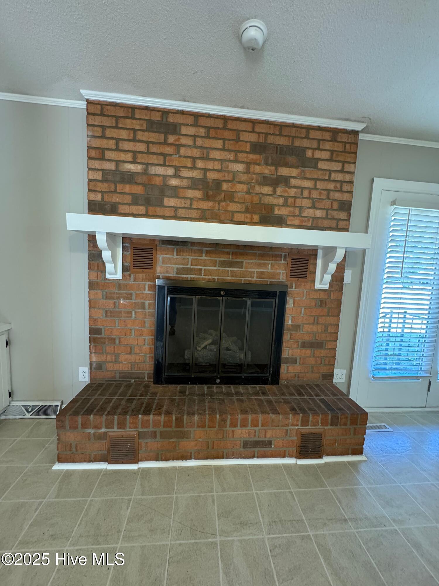 100542072 | Photo 17