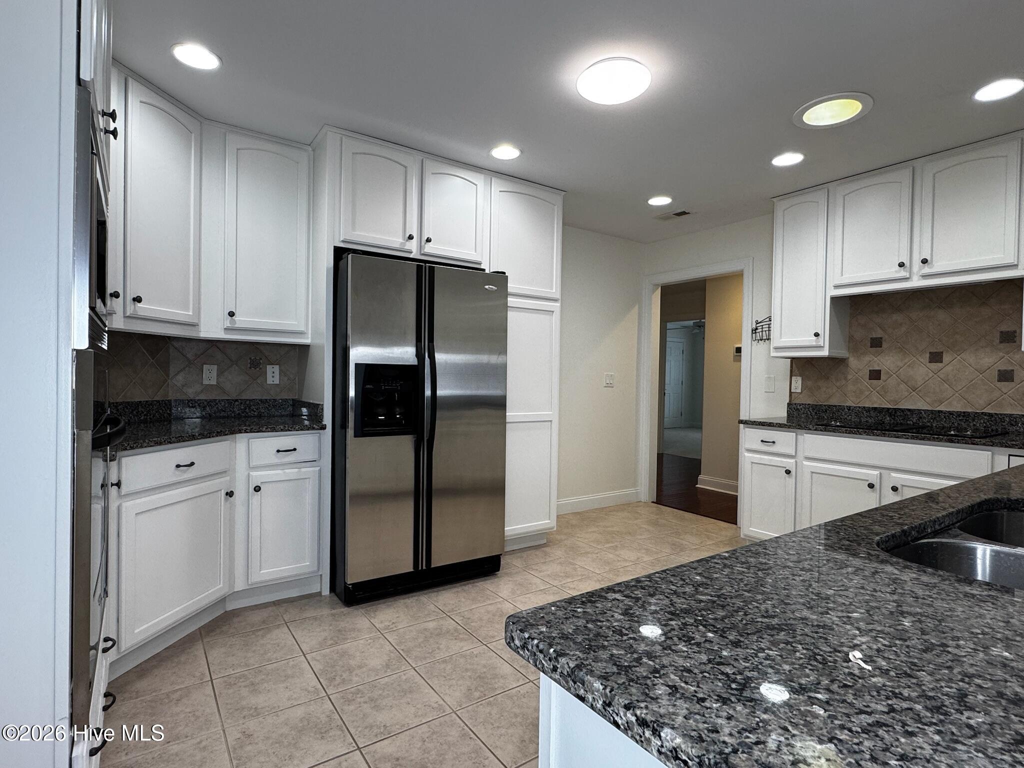 100558874 | Photo 10