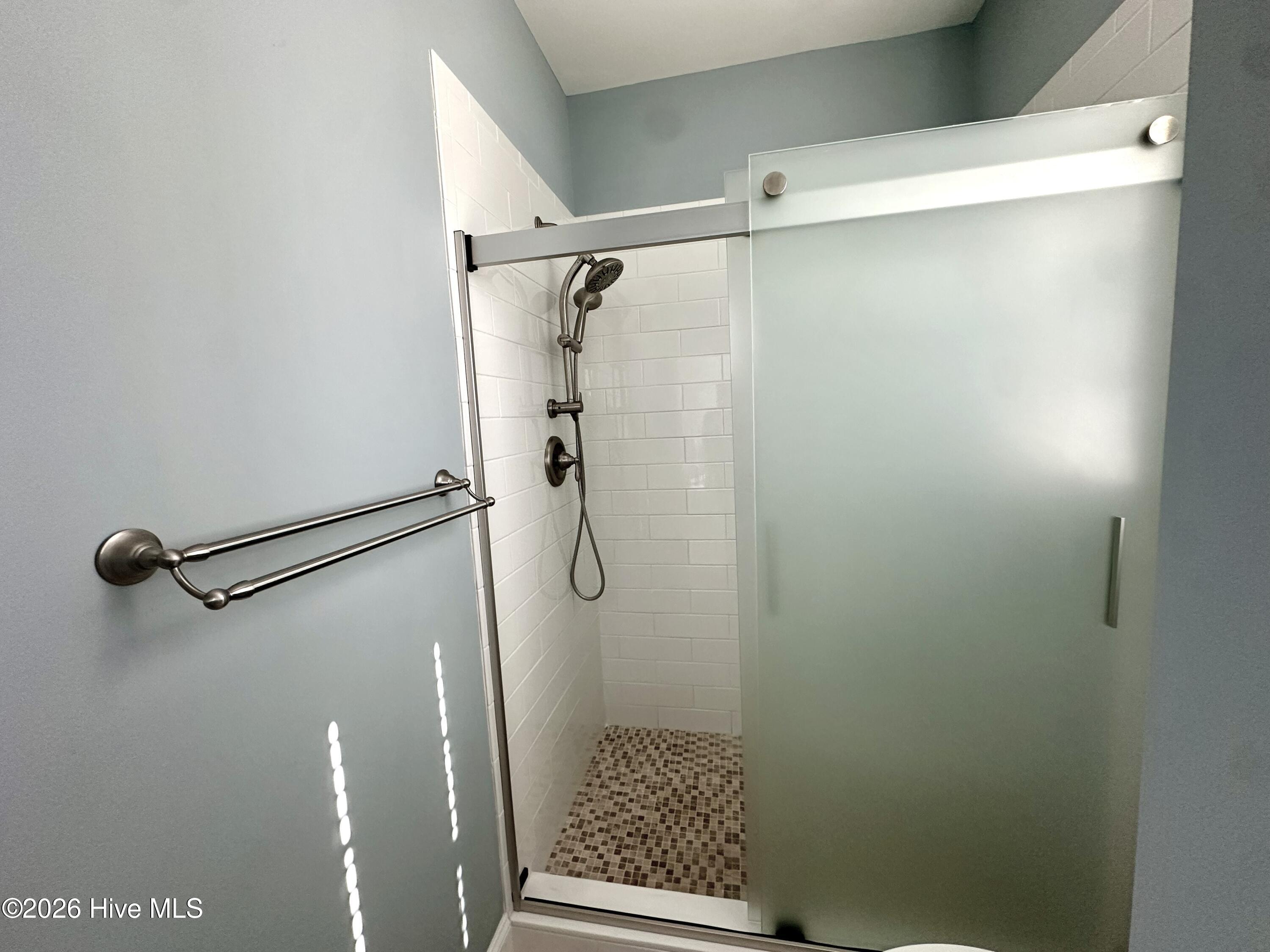 100555837 | Photo 17