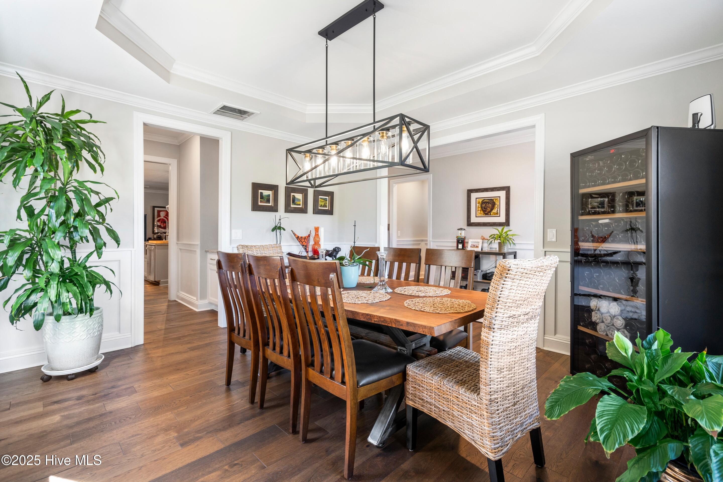 100551438 | Photo 12