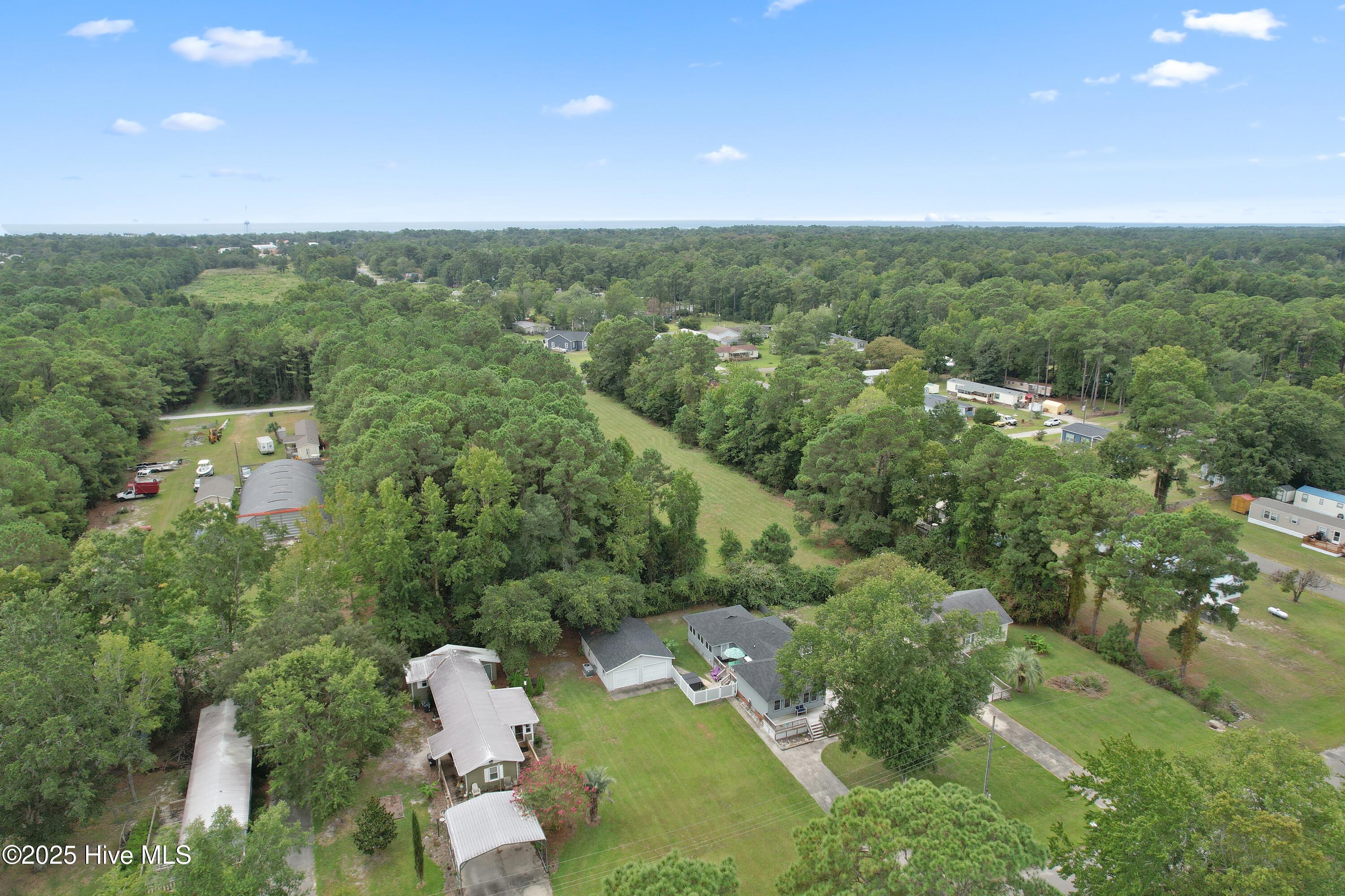 100530130 | Photo 43