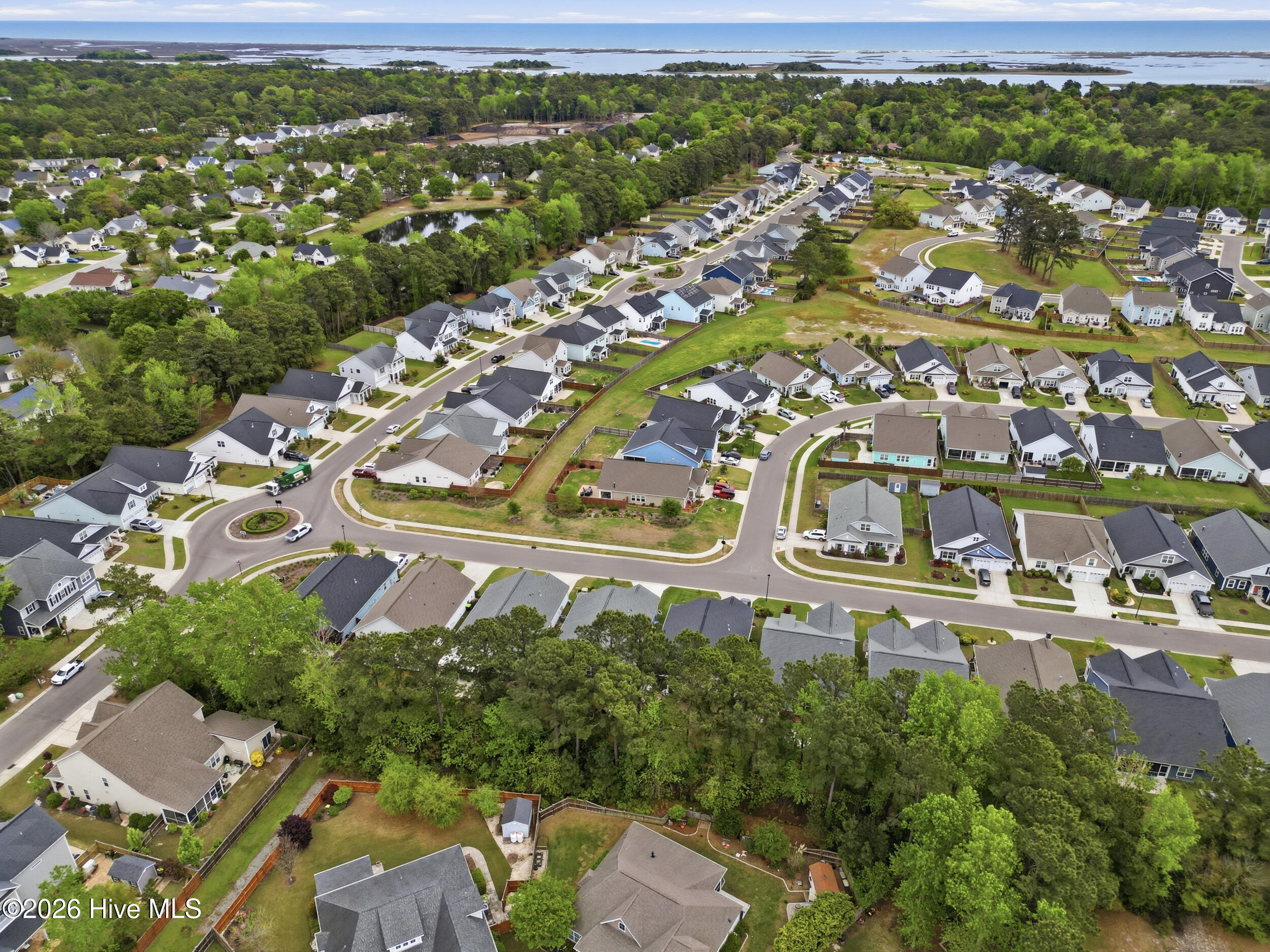 100565779 | Photo 57