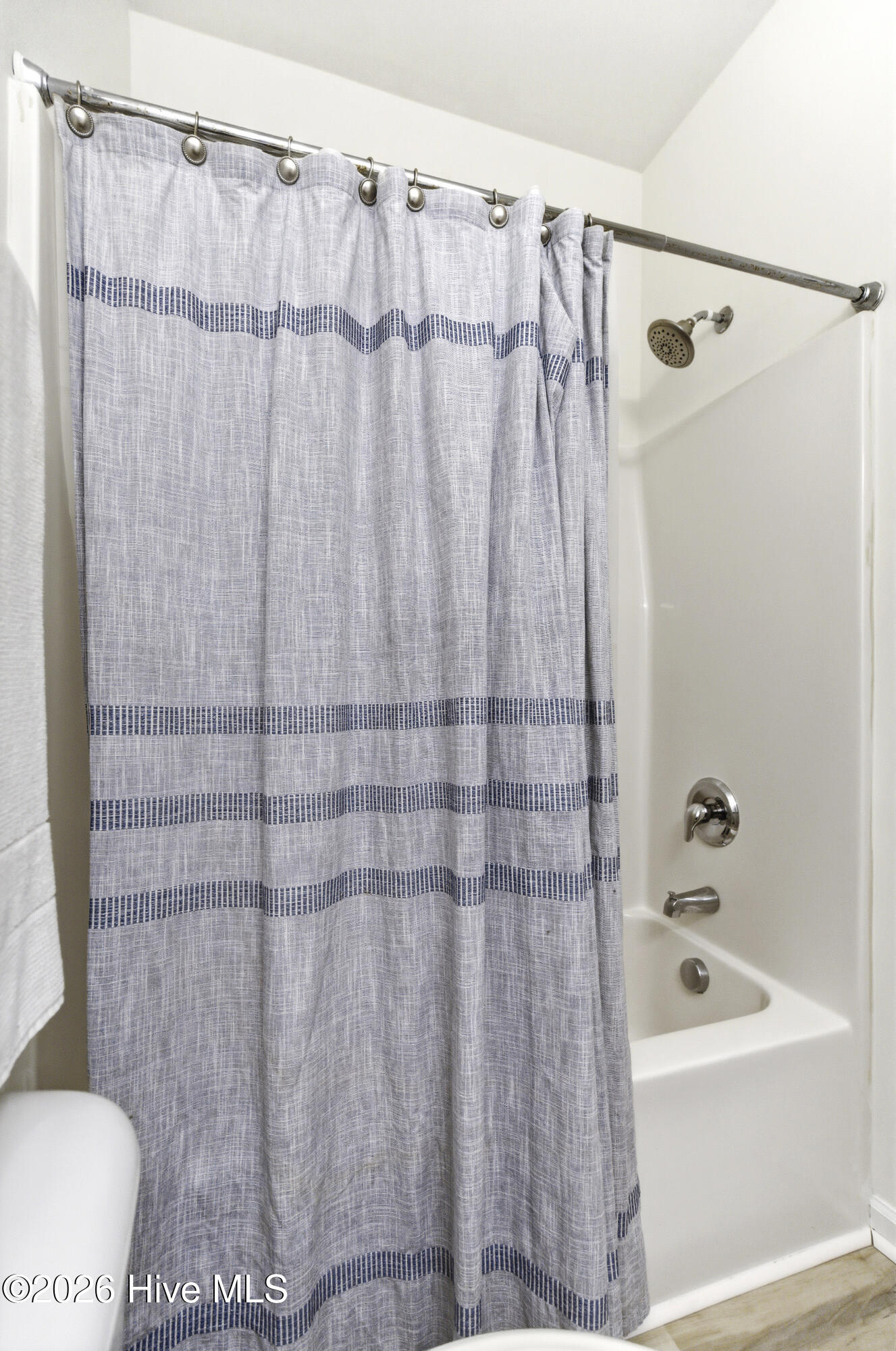 100564491 | Photo 26