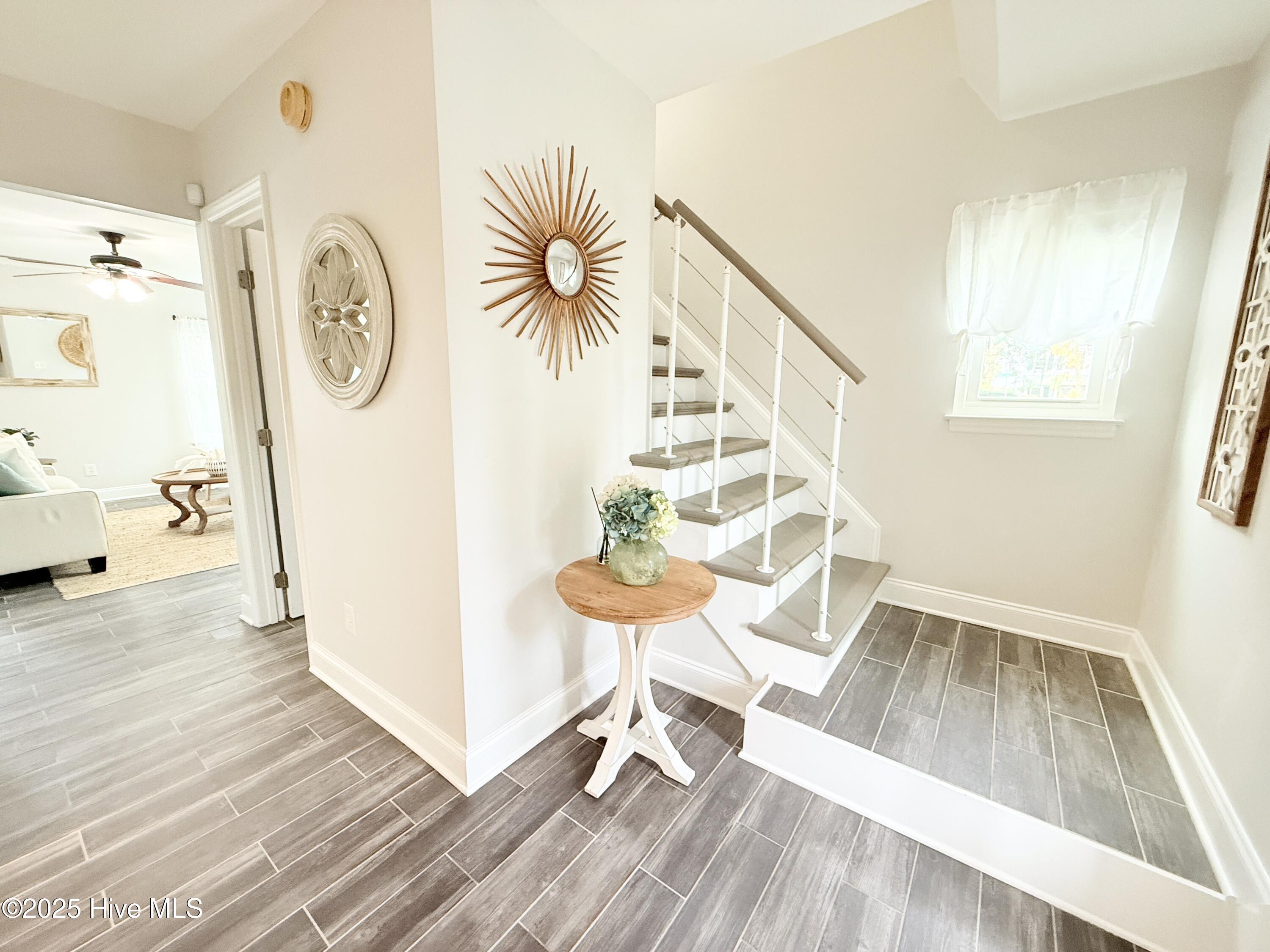 6701 Kestral Drive, Wilmington, NC 28409 – photo 4: IMG_1065