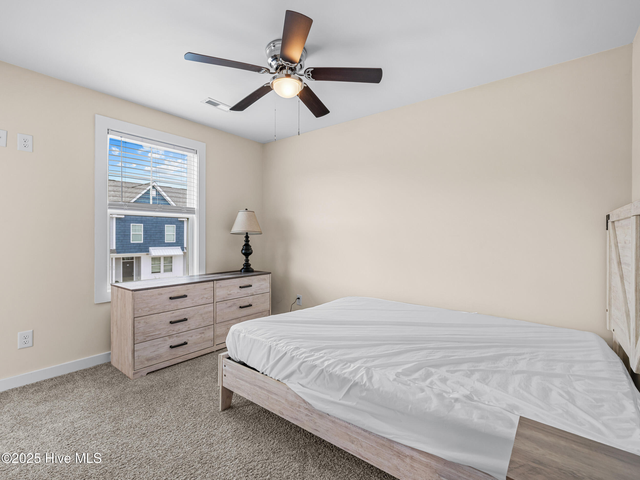 100541622 | Photo 26