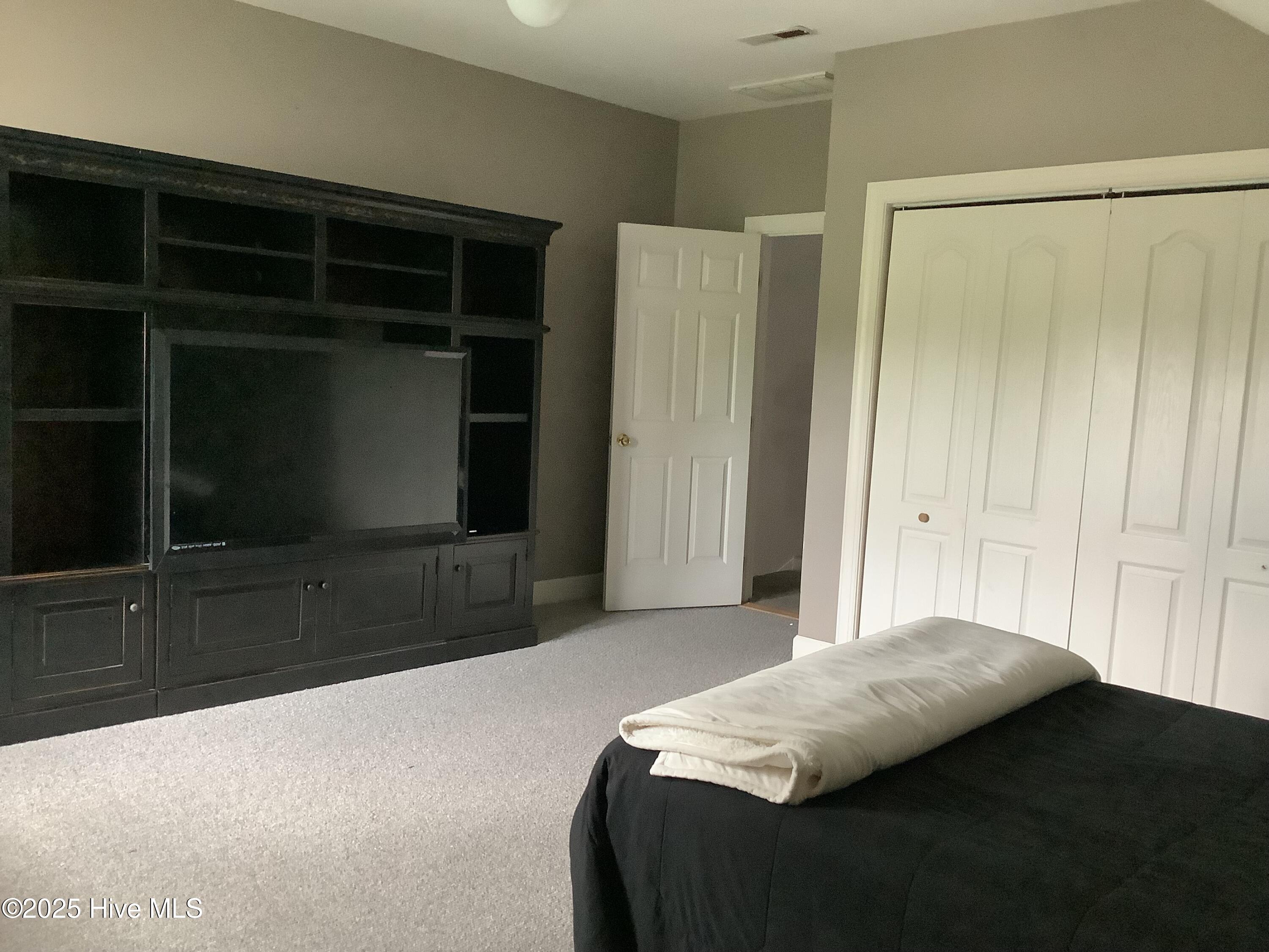 100524390 | Photo 23