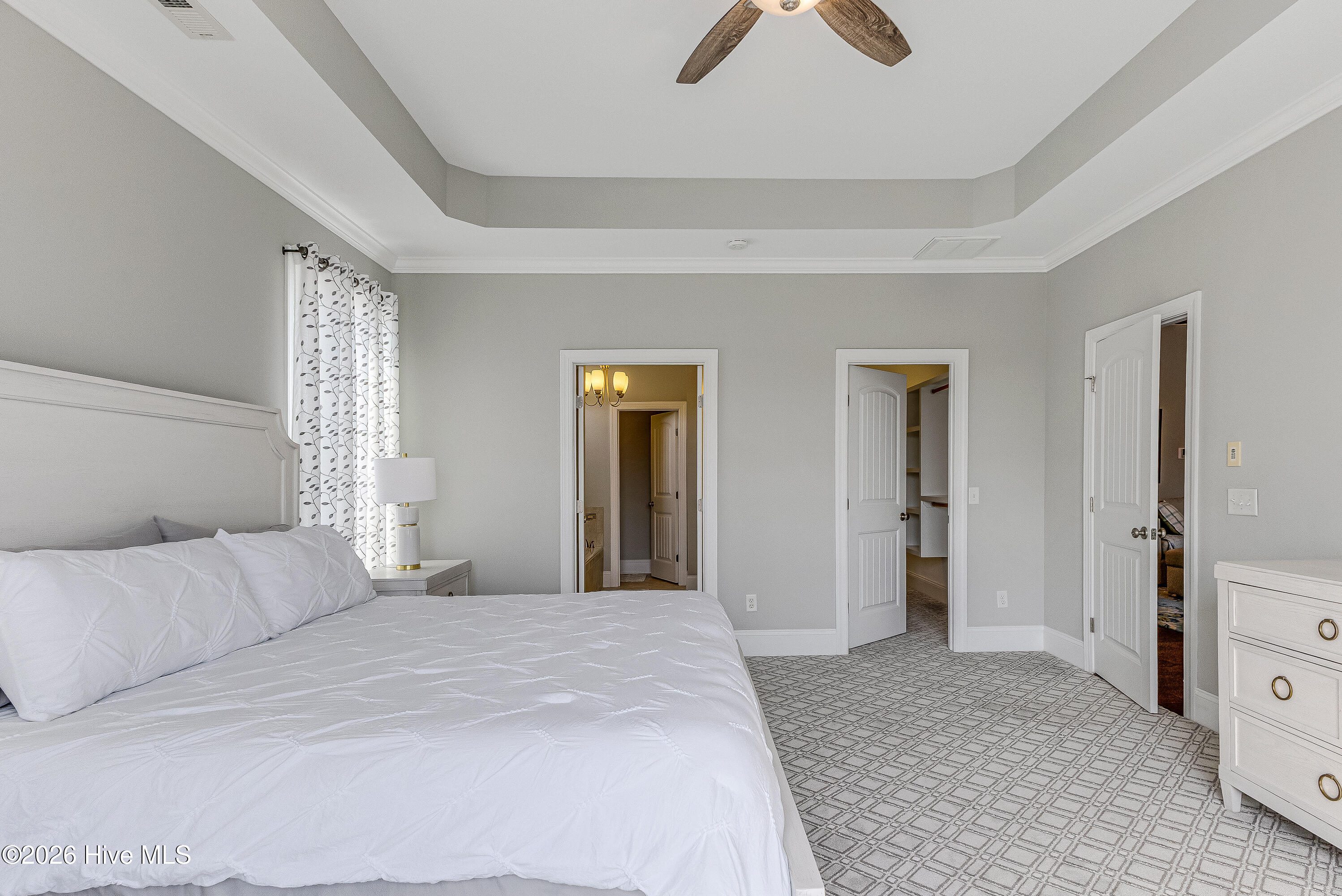 100553898 | Photo 20