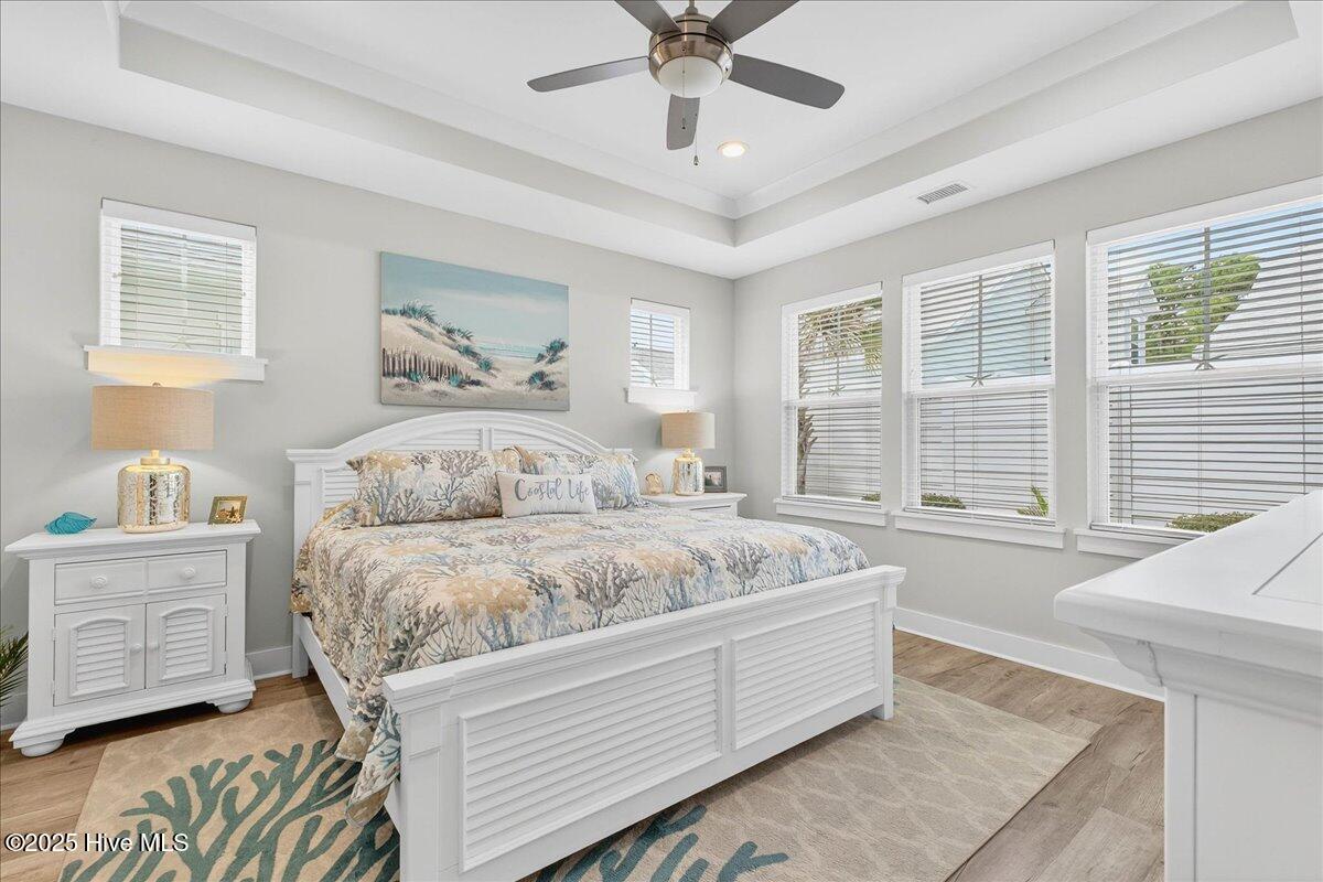 100524378 | Photo 28